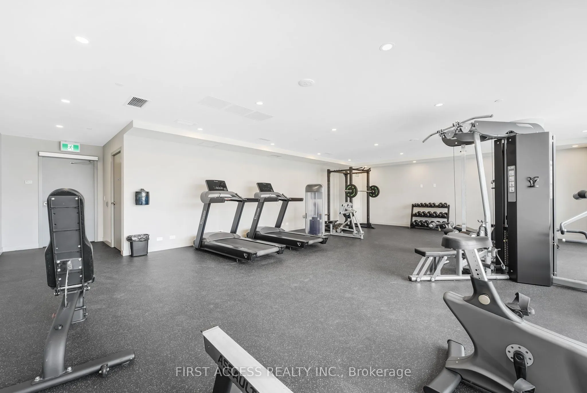 859 The Queensway, #322