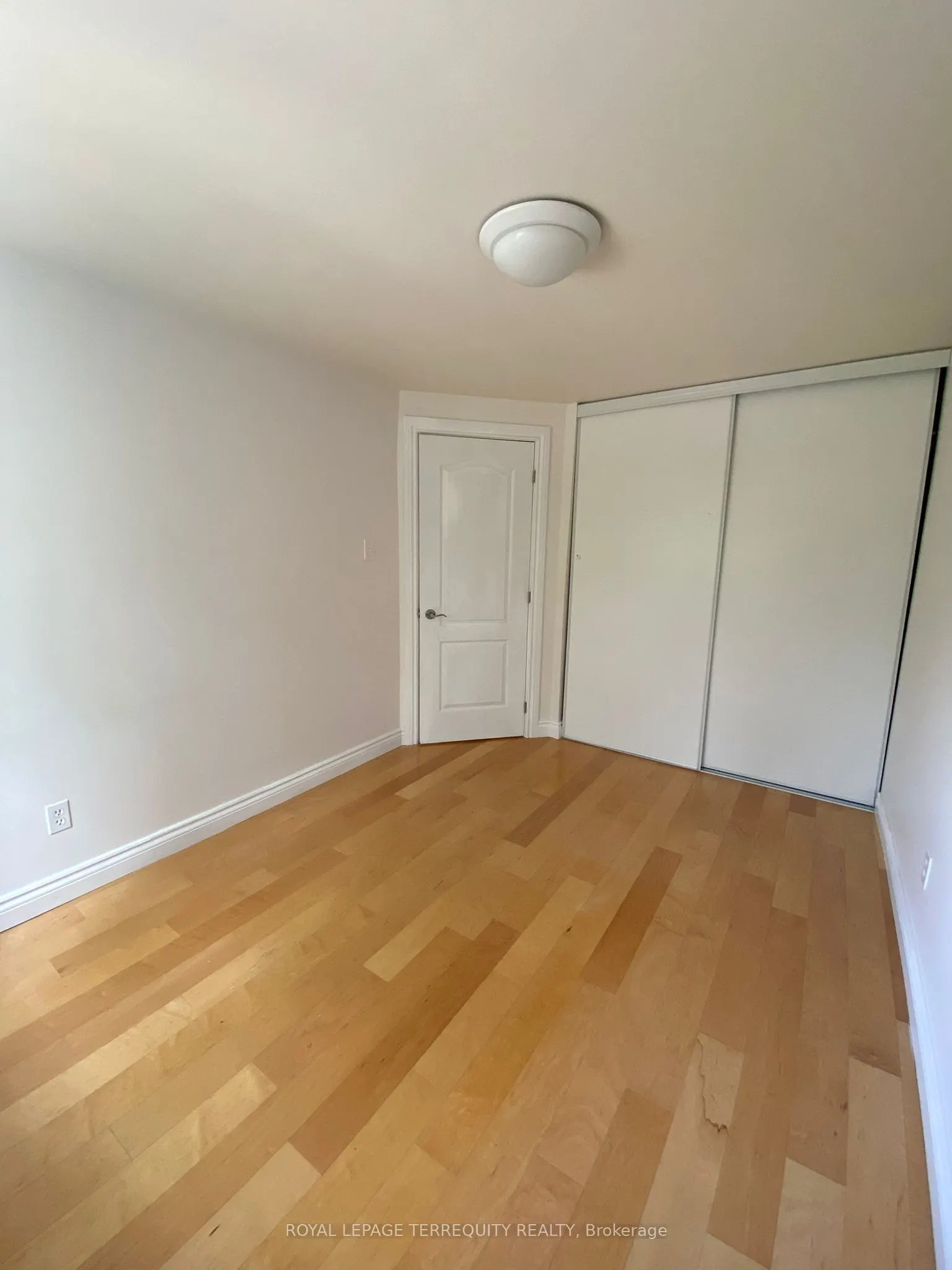 431 Mill Road, #8