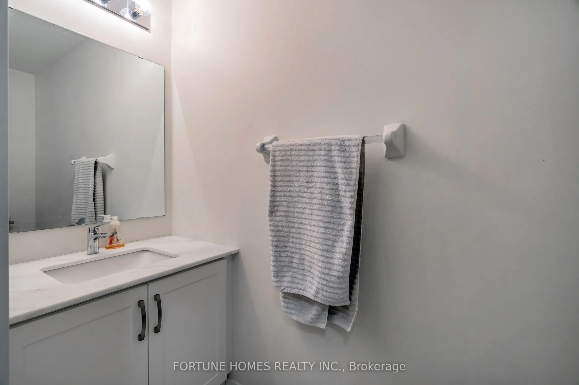 39 John Perkins Bull Drive, #20