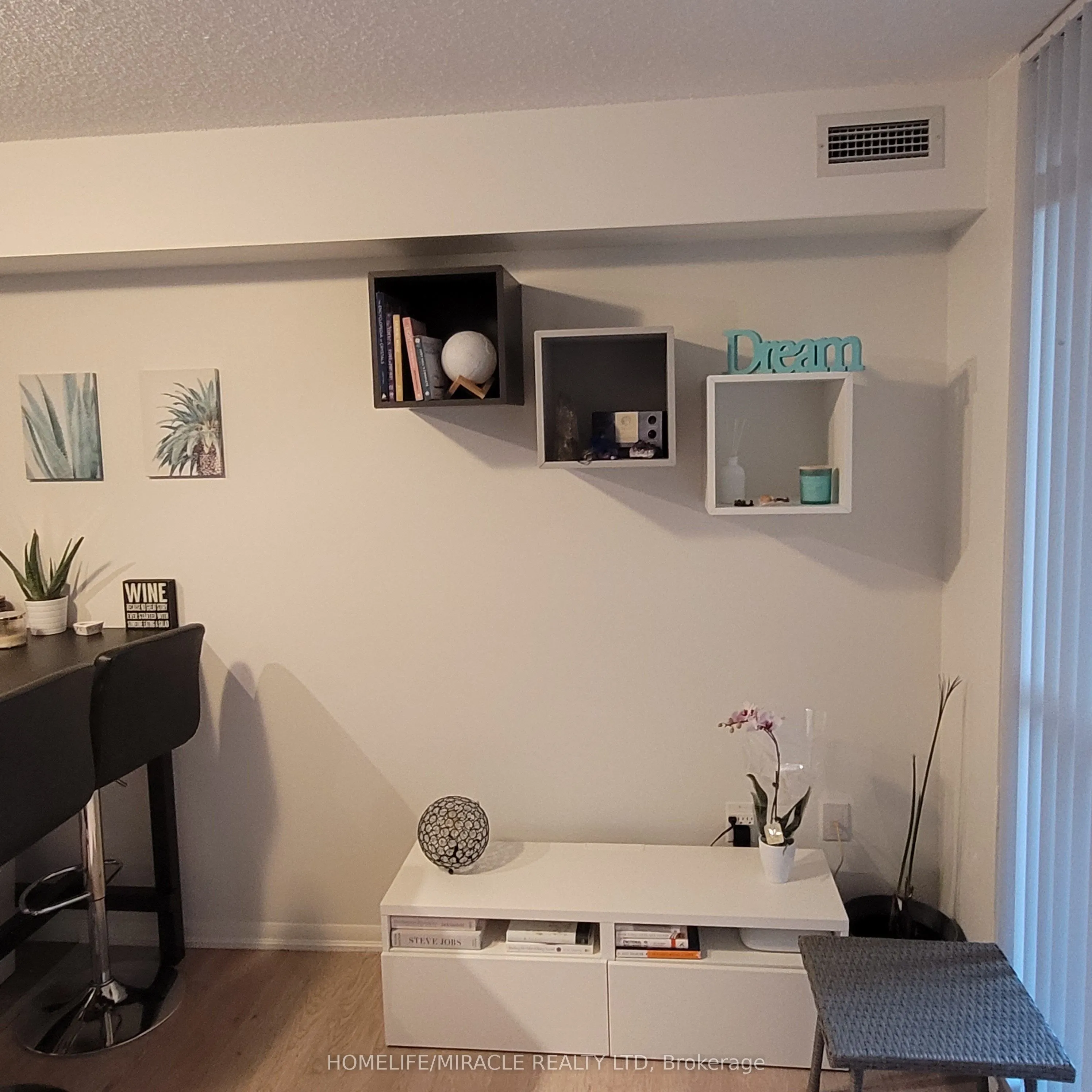 830 Lawrence Avenue W, #529
