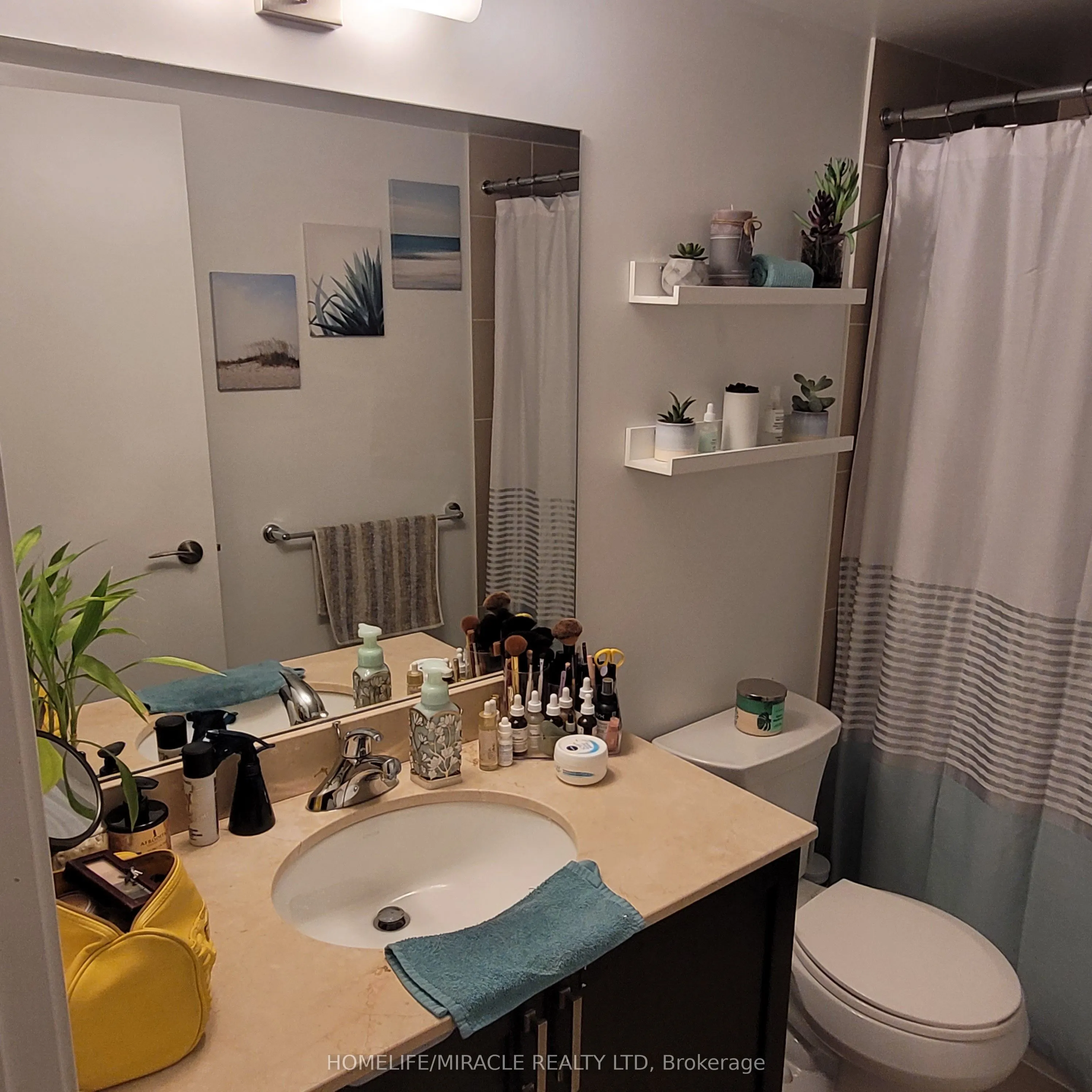 830 Lawrence Avenue W, #529