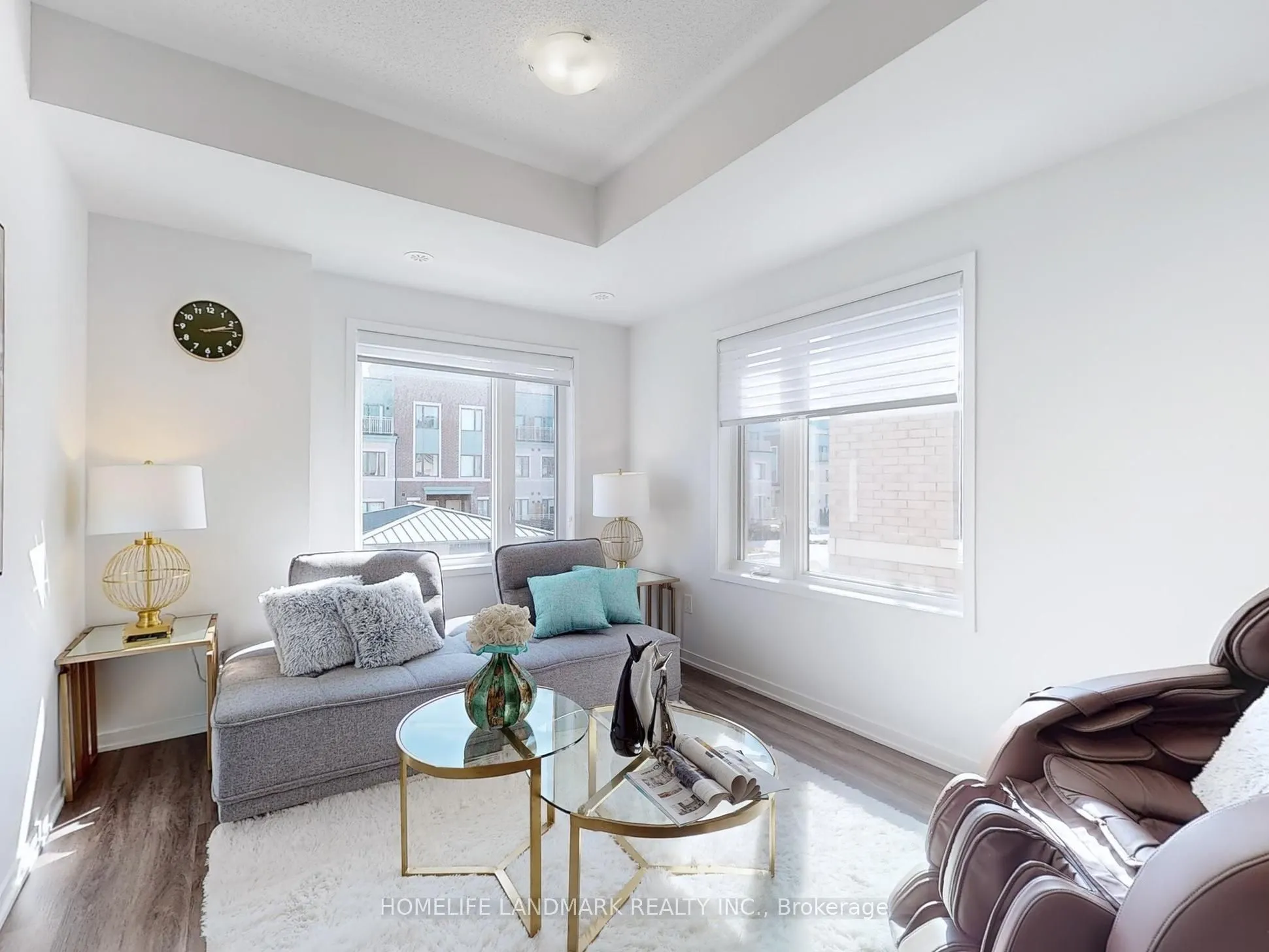 10 Lloyd Janes Lane S, #186