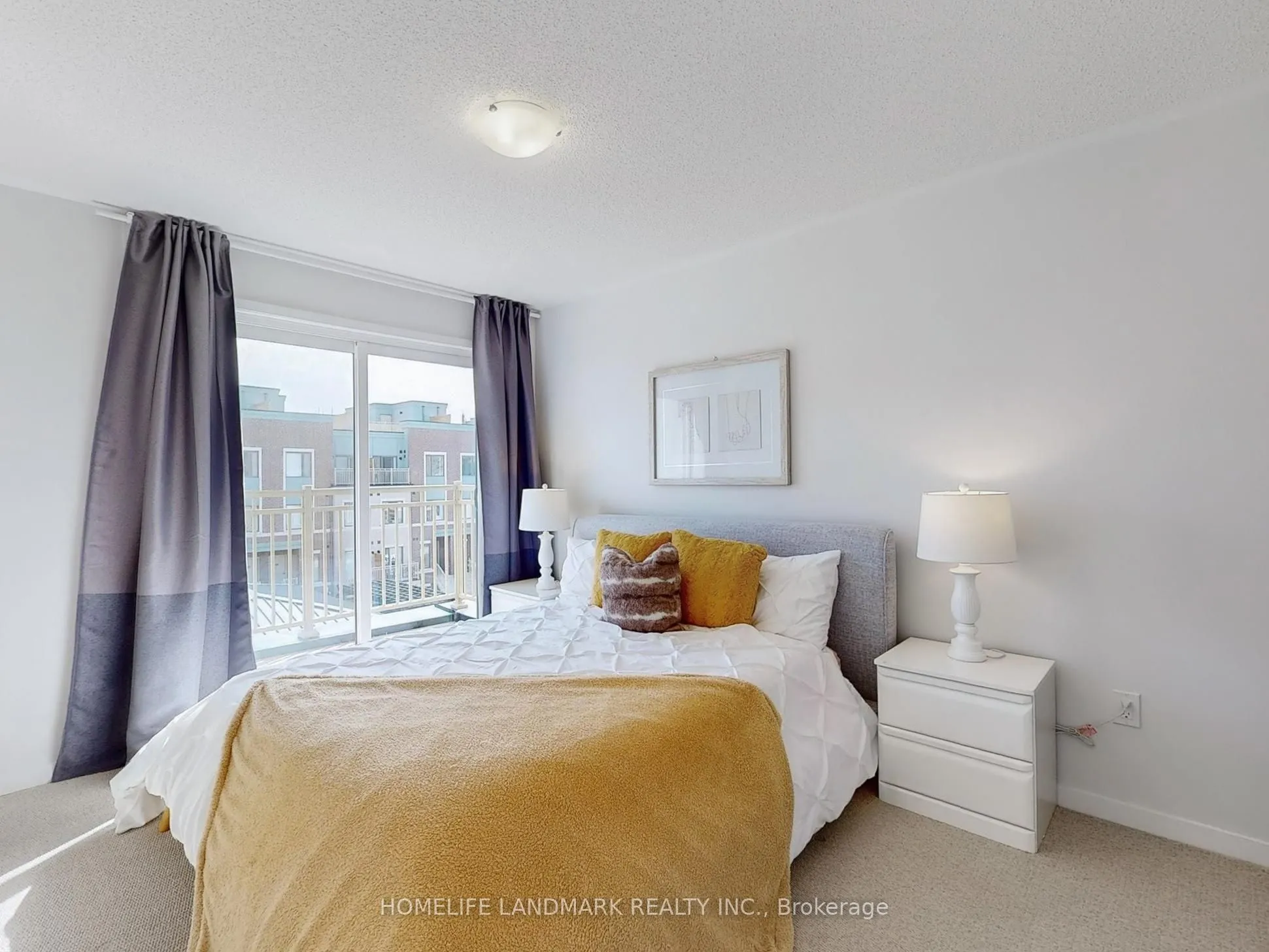 10 Lloyd Janes Lane S, #186