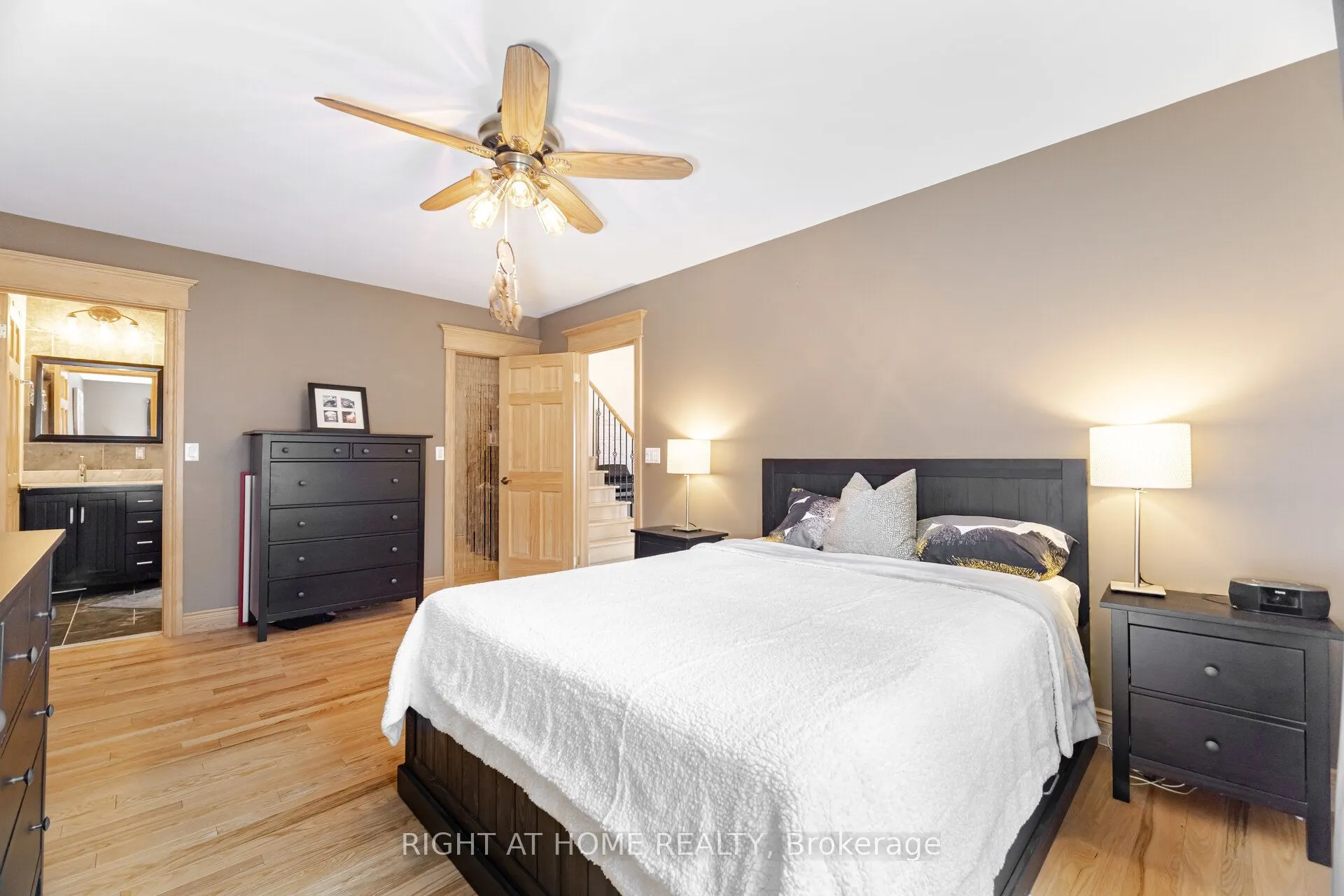 1241 Lakebreeze Drive