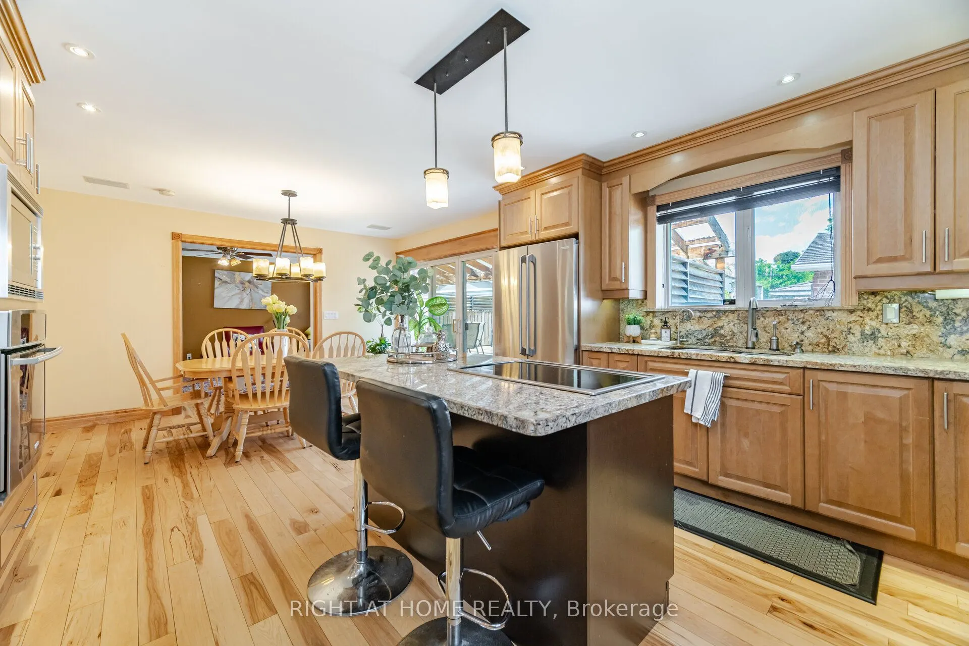 1241 Lakebreeze Drive
