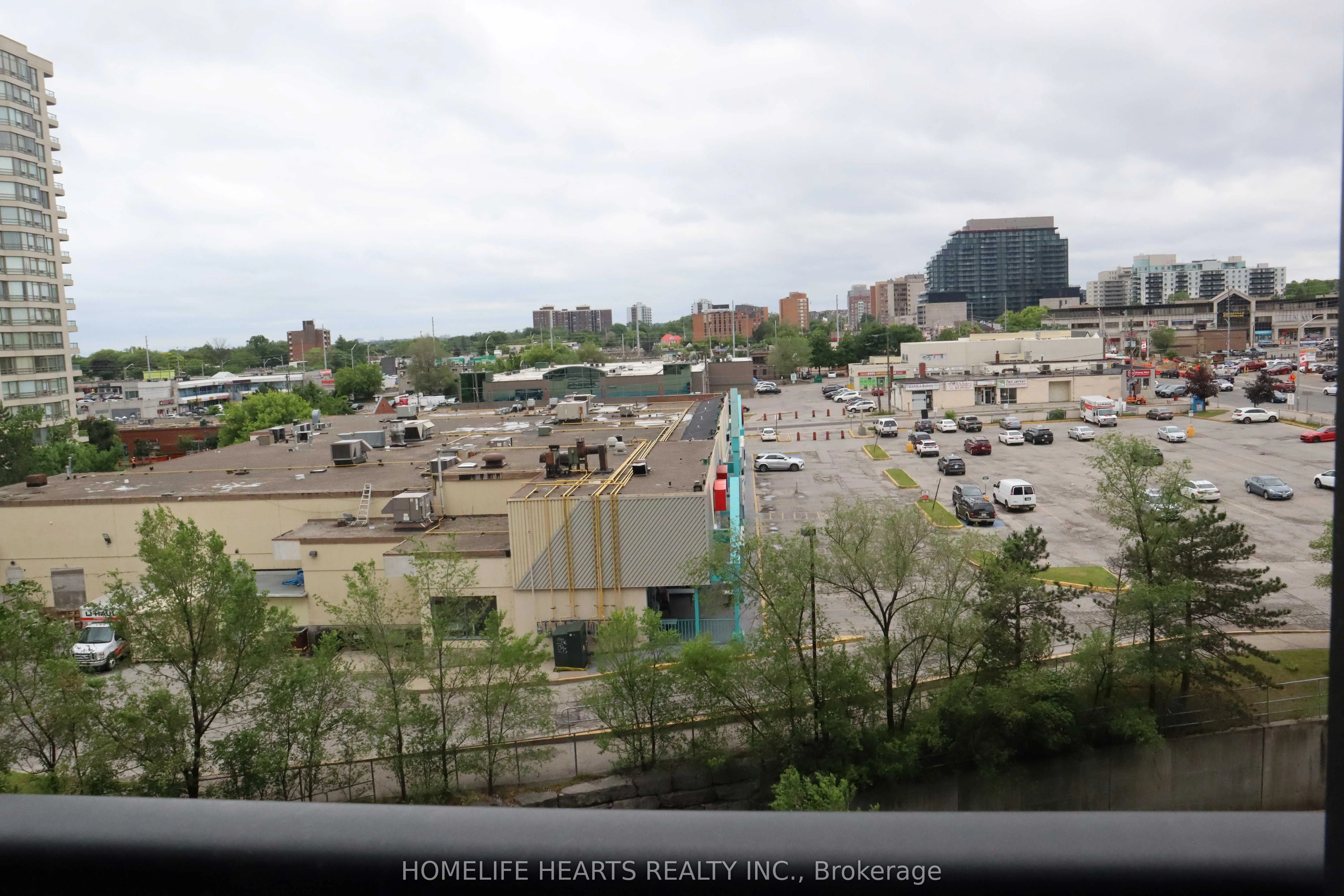 86 Dundas Street E #421
