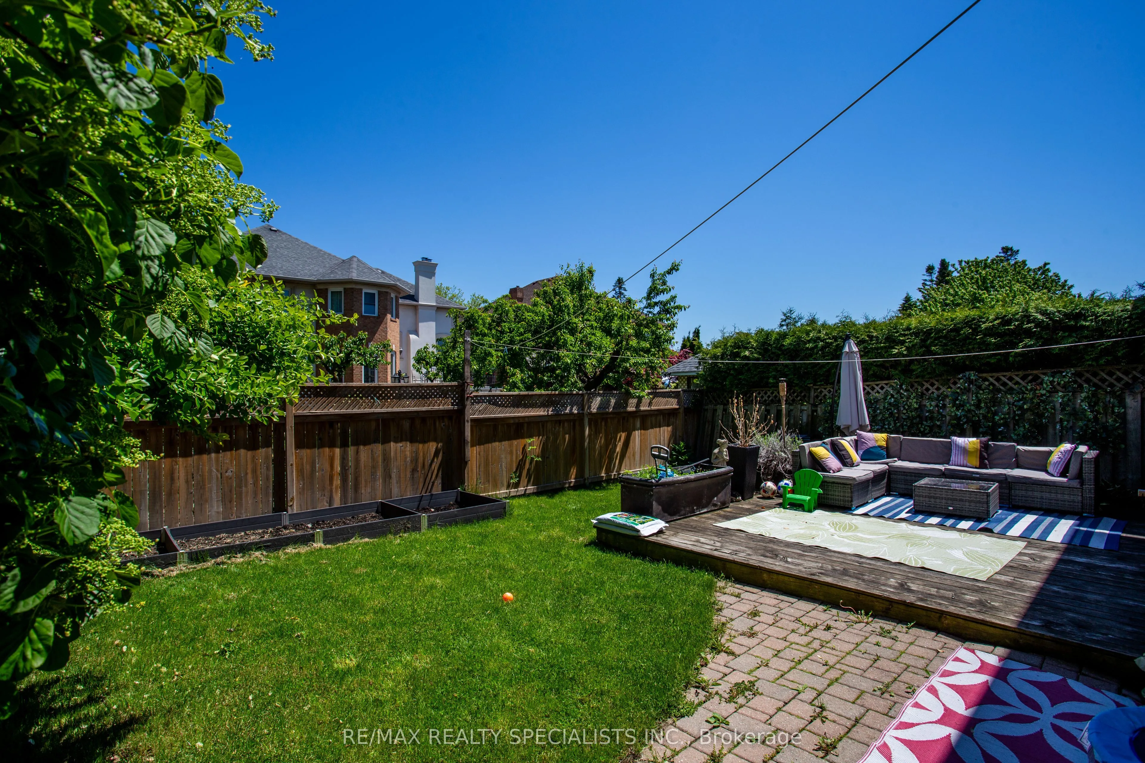 4386 Curia Crescent
