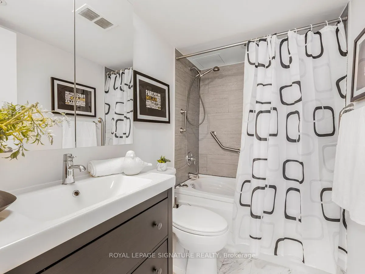 2045 Lake Shore Boulevard W, #1008