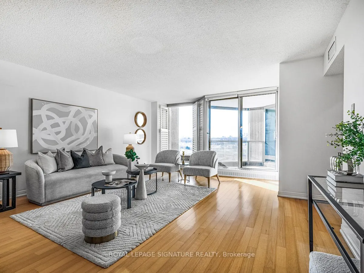 2045 Lake Shore Boulevard W, #1008