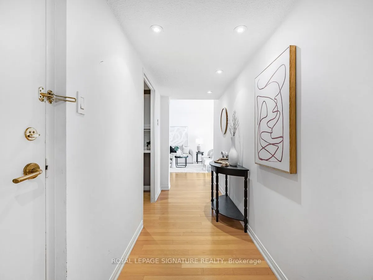 2045 Lake Shore Boulevard W, #1008