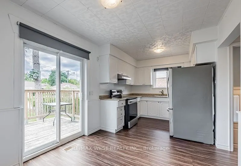 62 Stavely Crescent