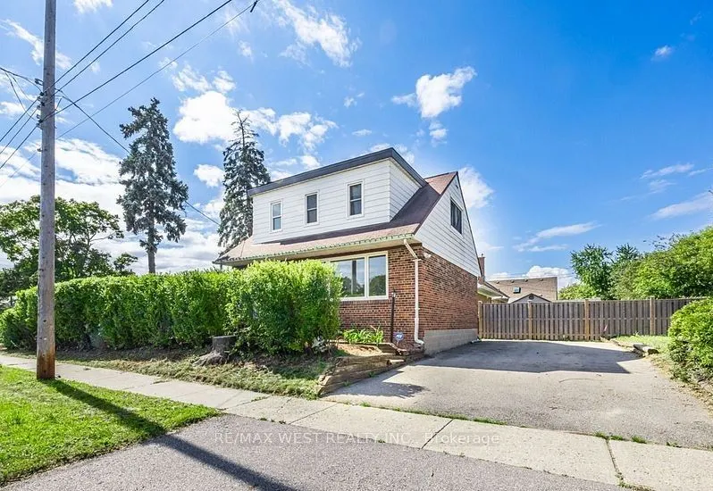 62 Stavely Crescent