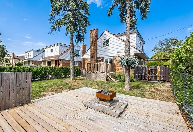62 Stavely Crescent