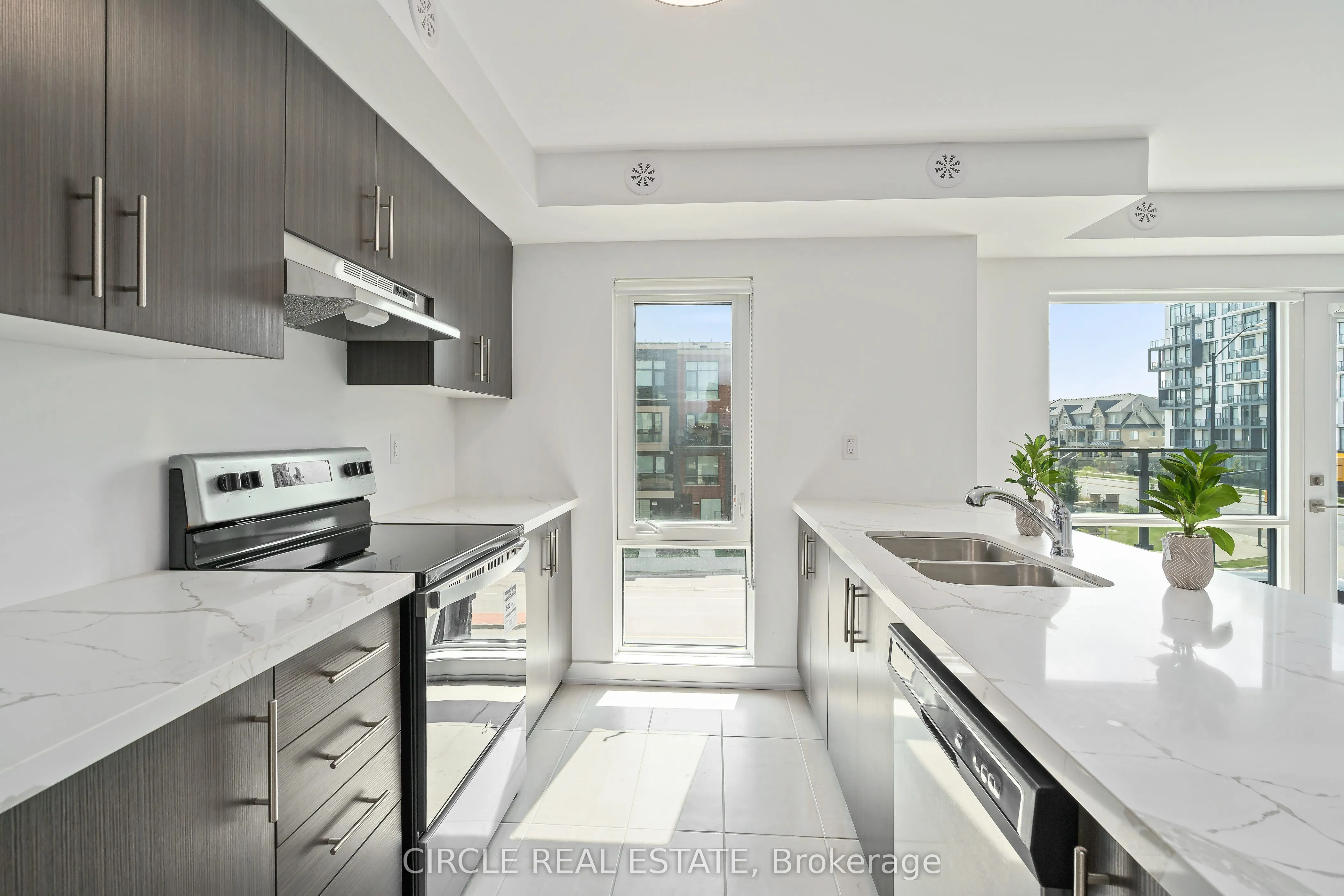 175 Veterans Drive, #20
