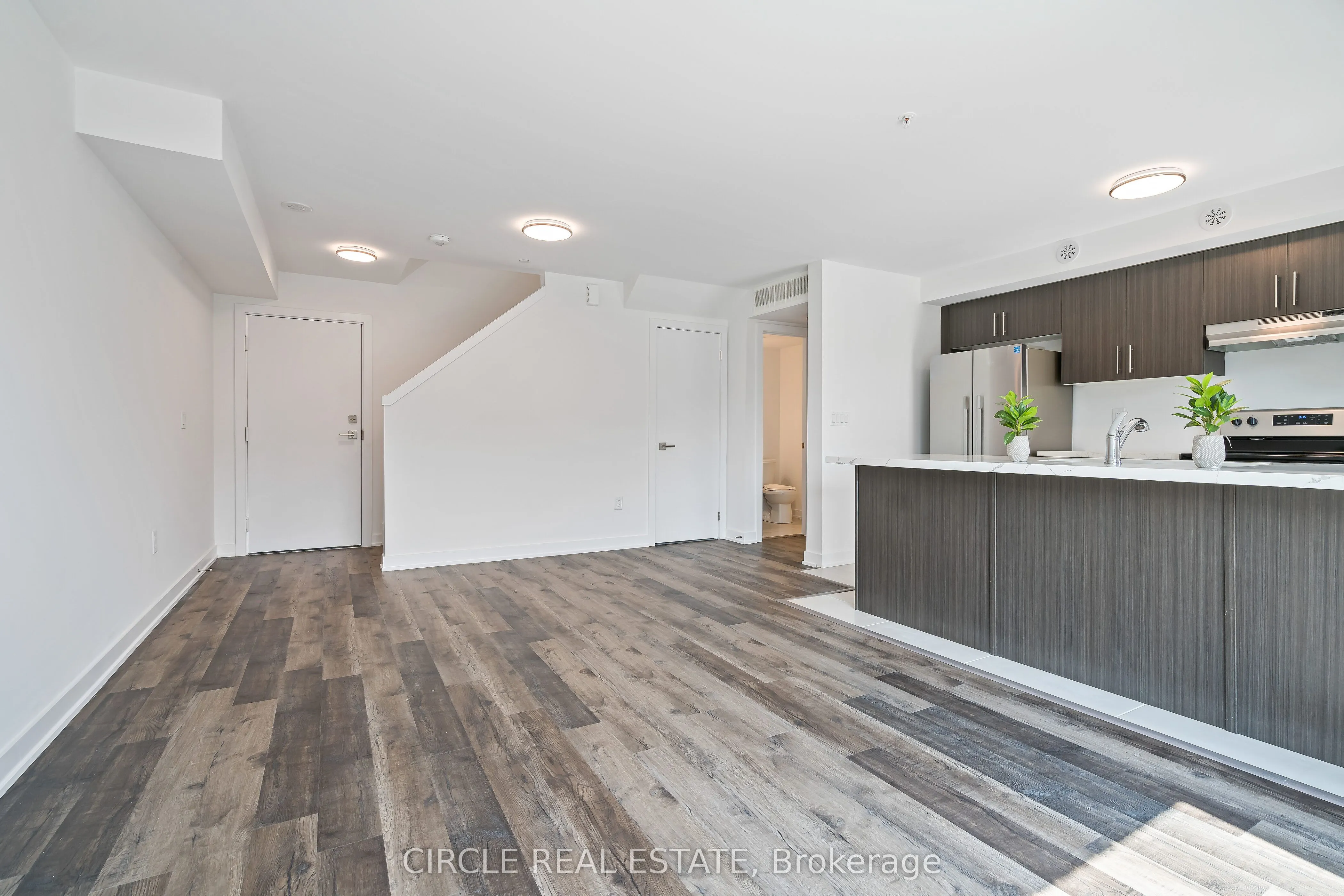 175 Veterans Drive, #20