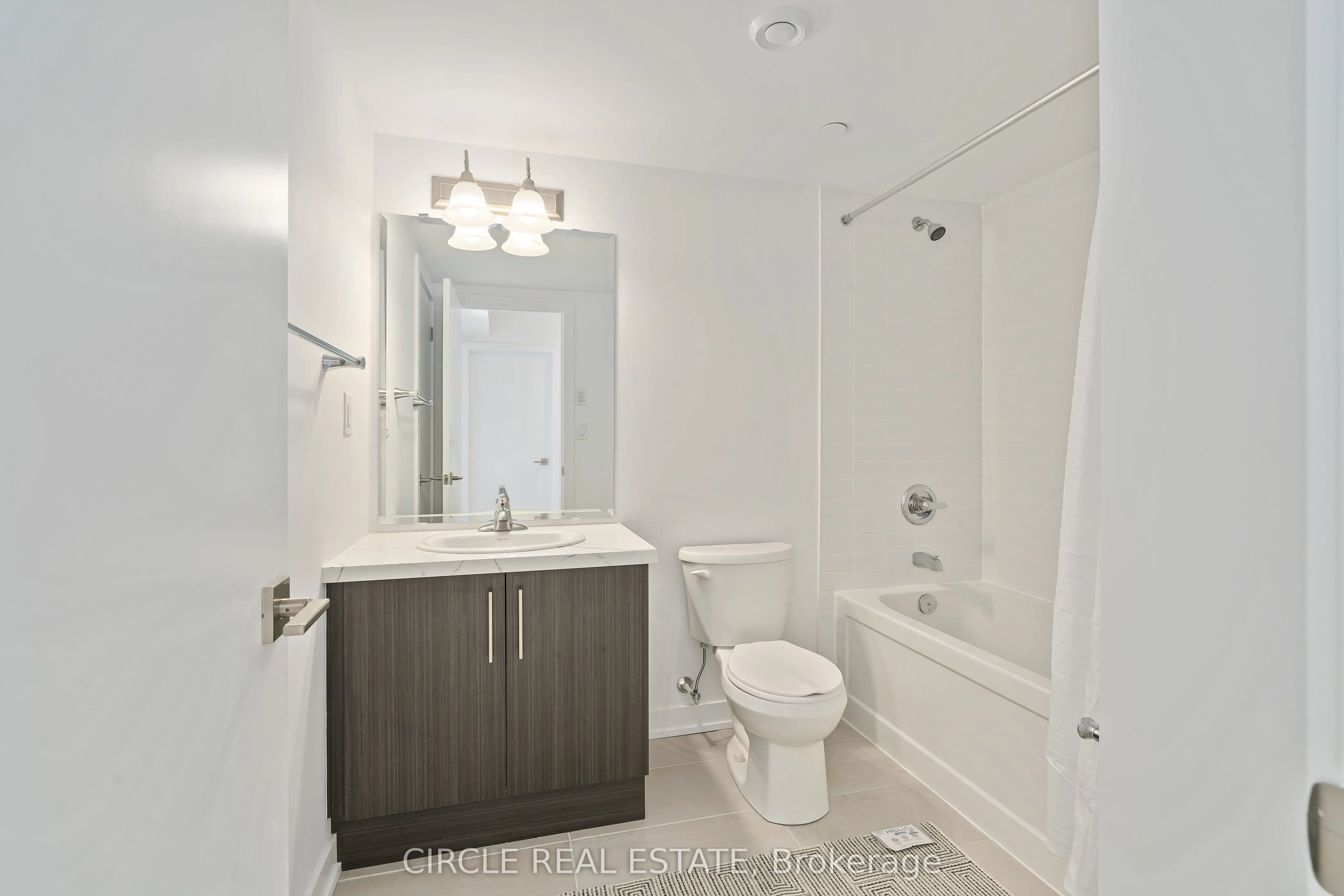175 Veterans Drive, #20