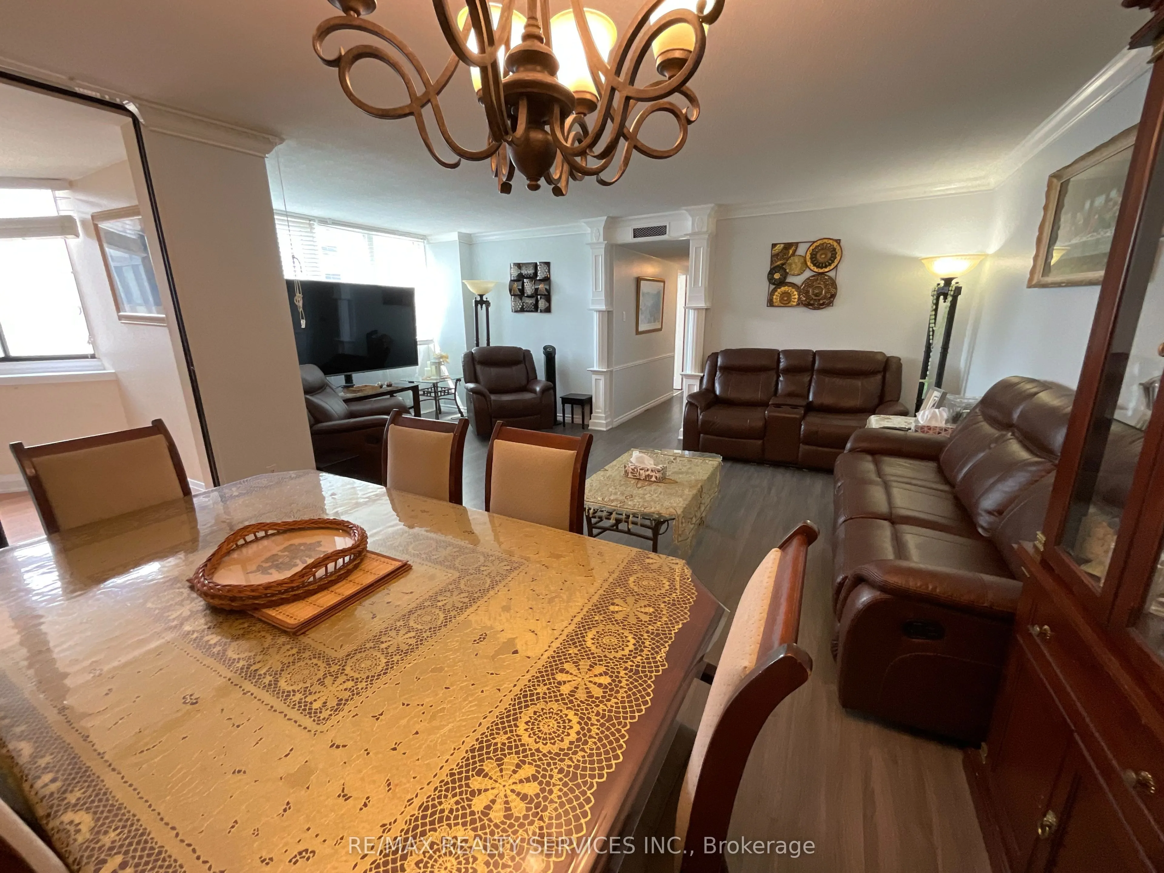 2323 Confederation Parkway, #706