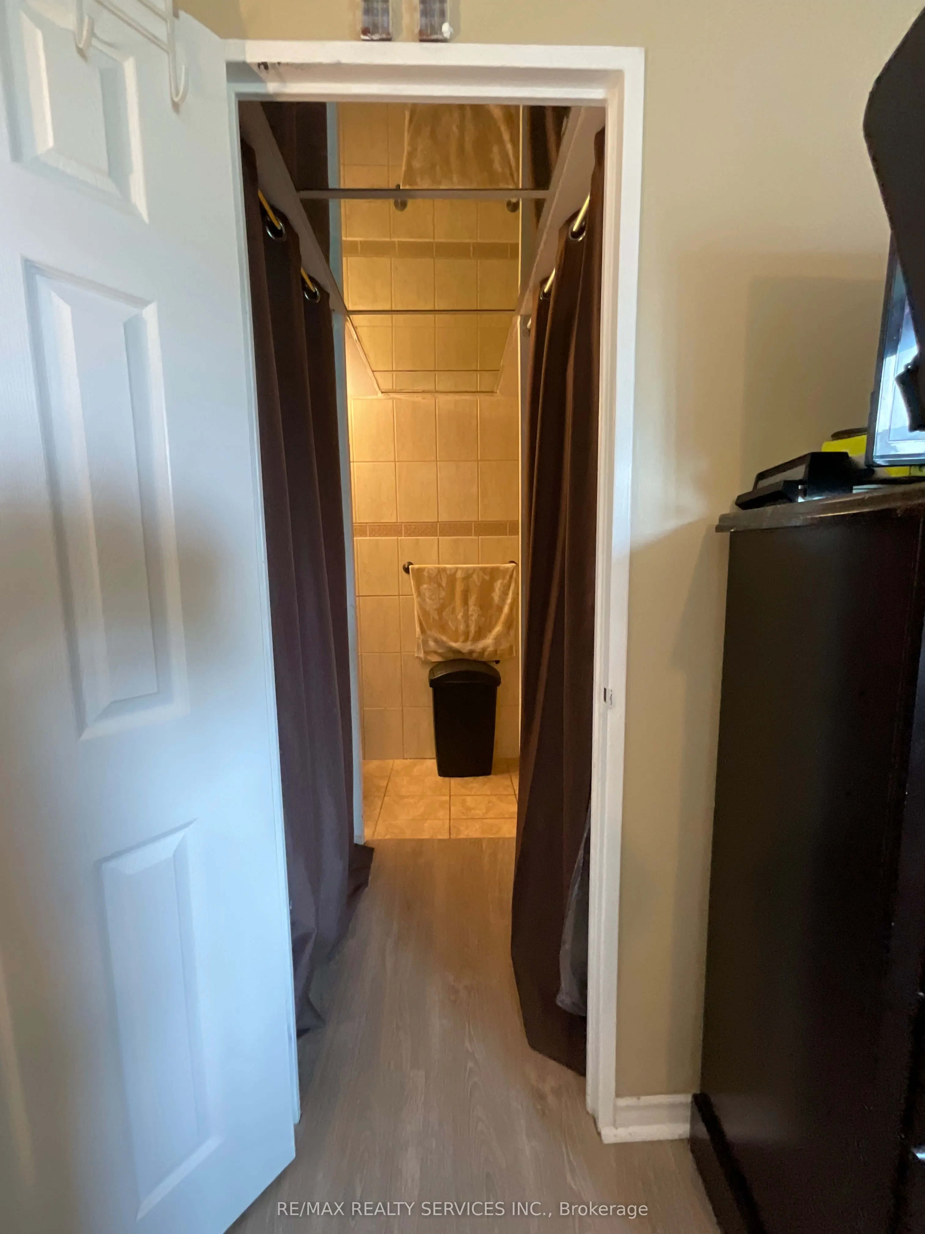 2323 Confederation Parkway, #706