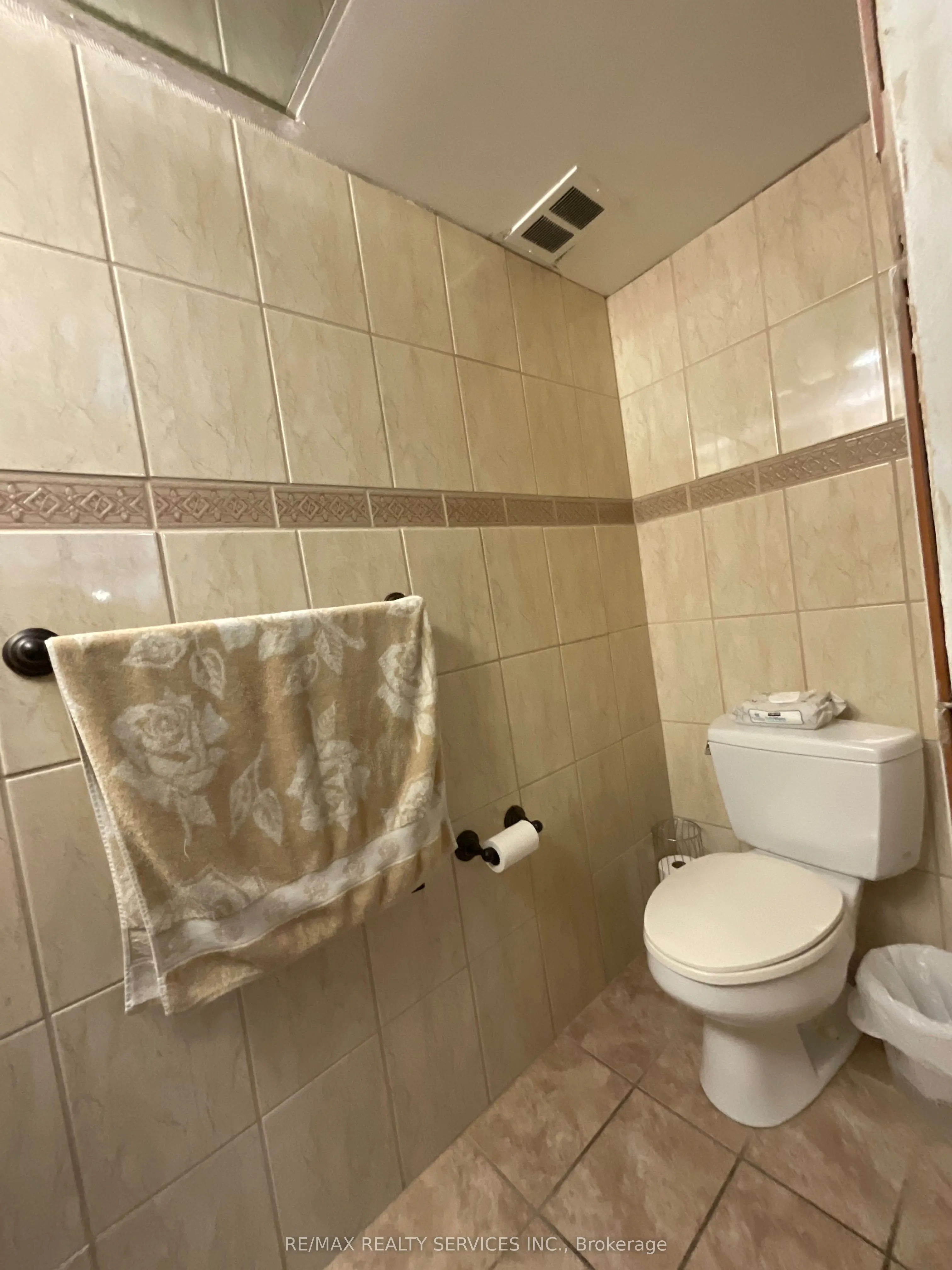 2323 Confederation Parkway, #706