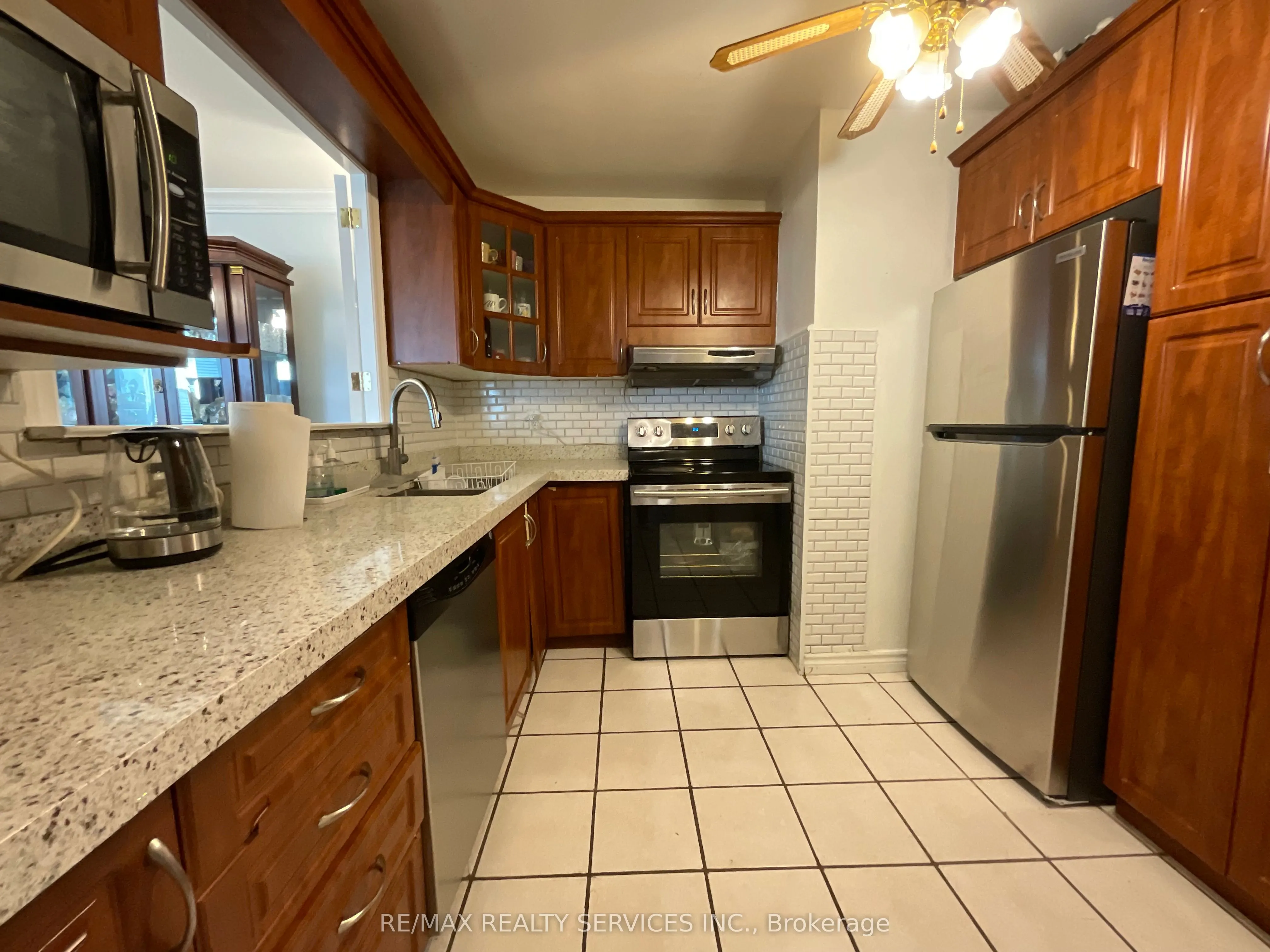2323 Confederation Parkway, #706