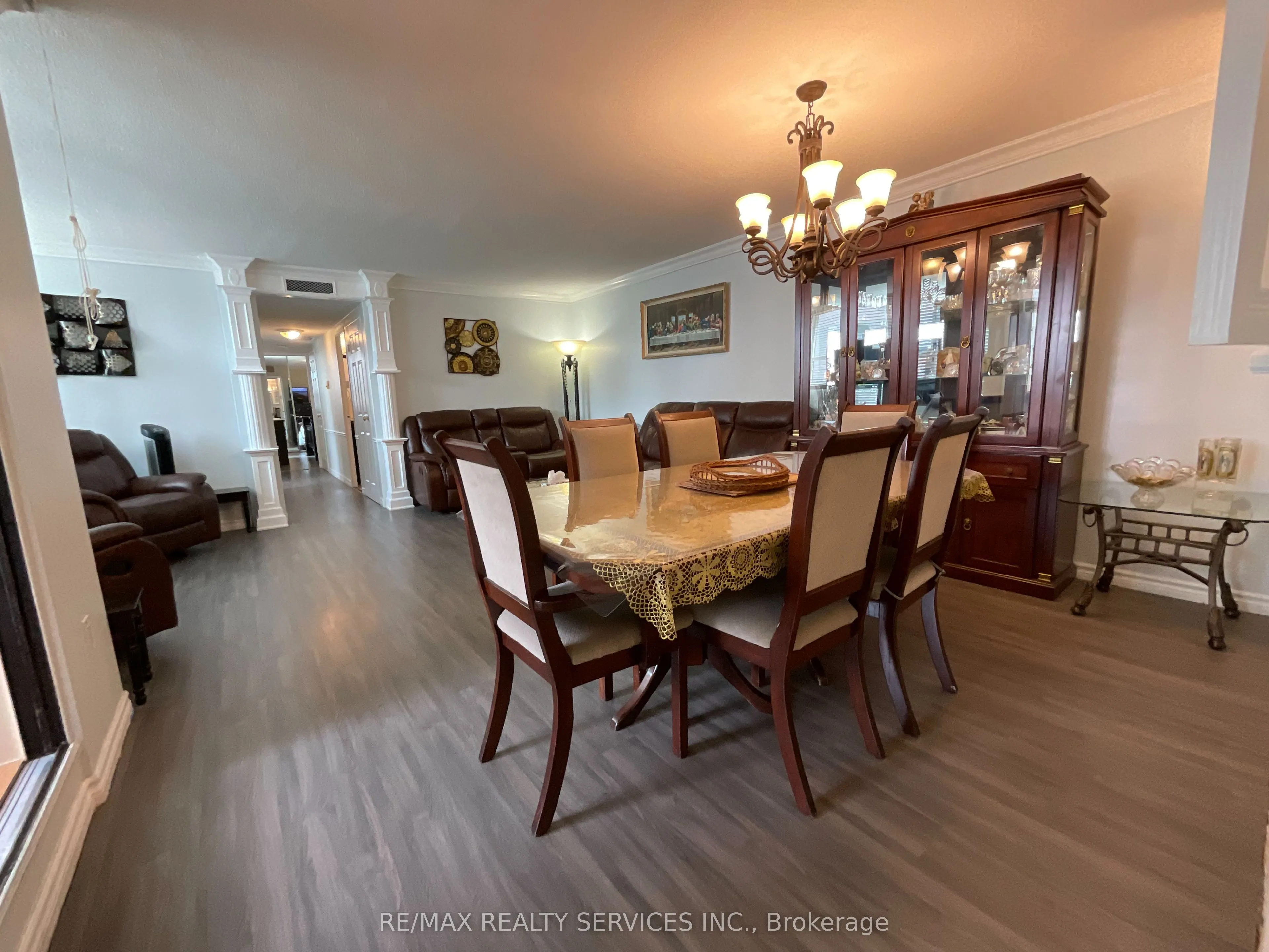 2323 Confederation Parkway, #706