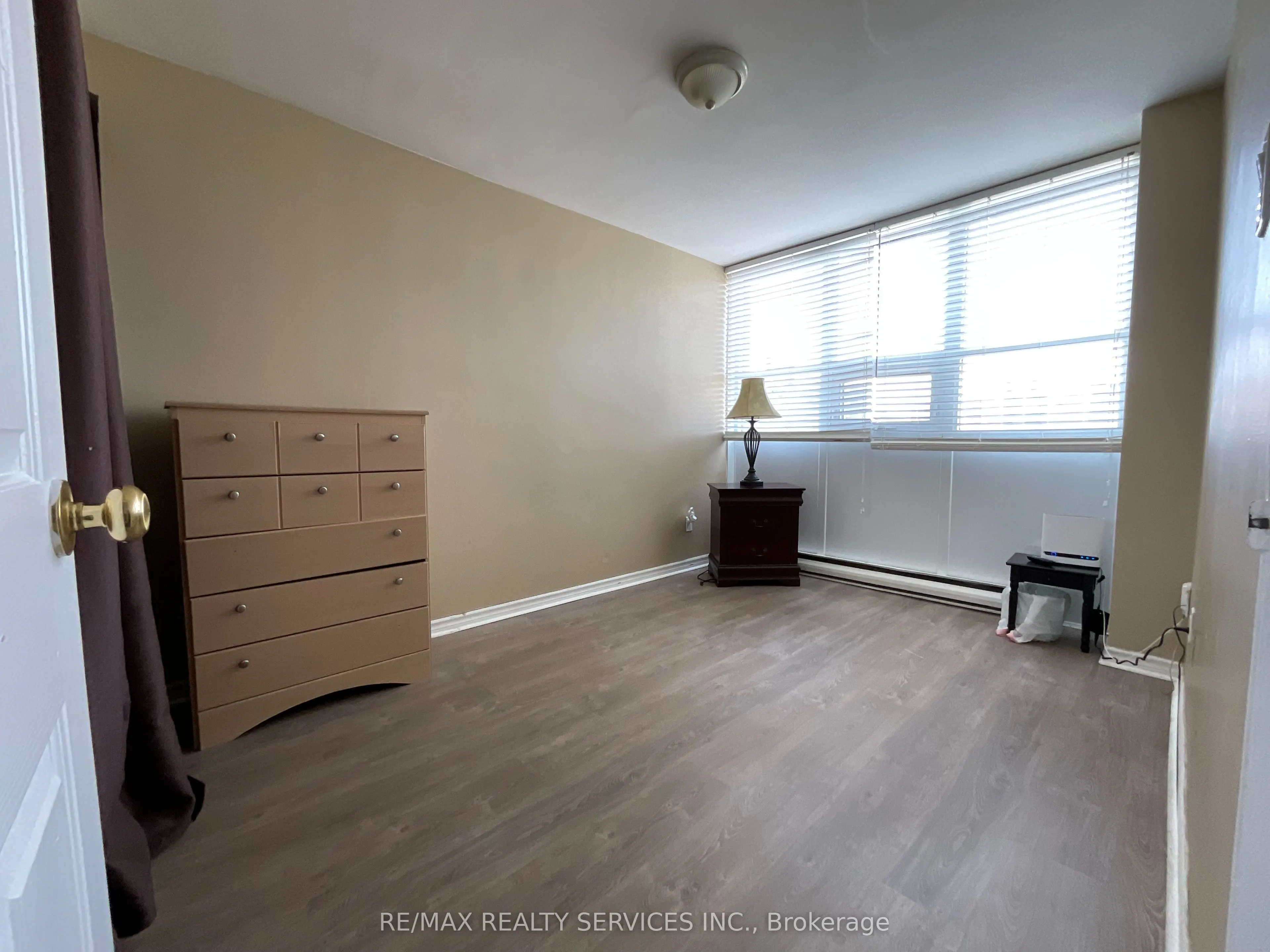 2323 Confederation Parkway, #706