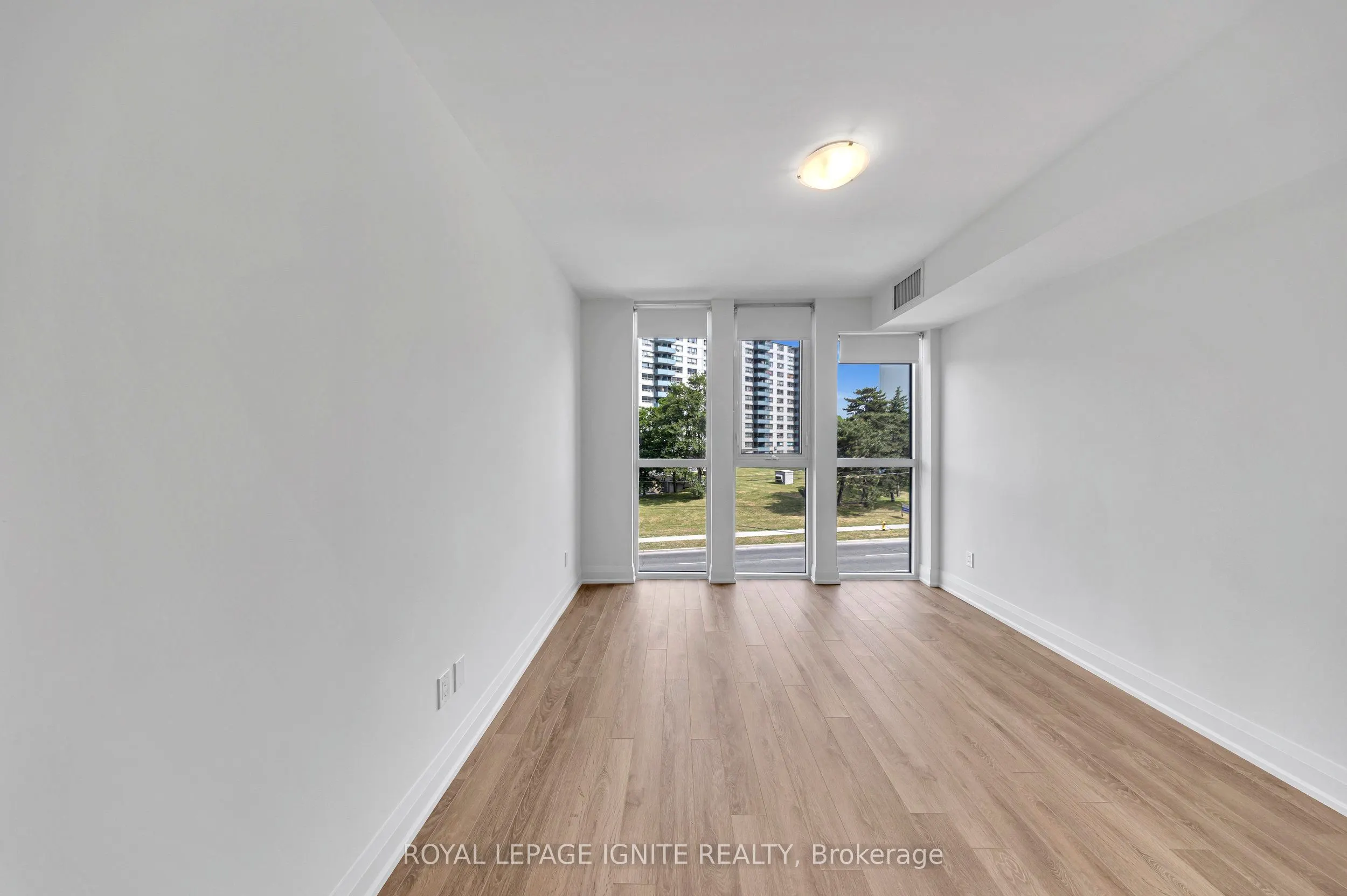 1461 Lawrence Avenue W, #304