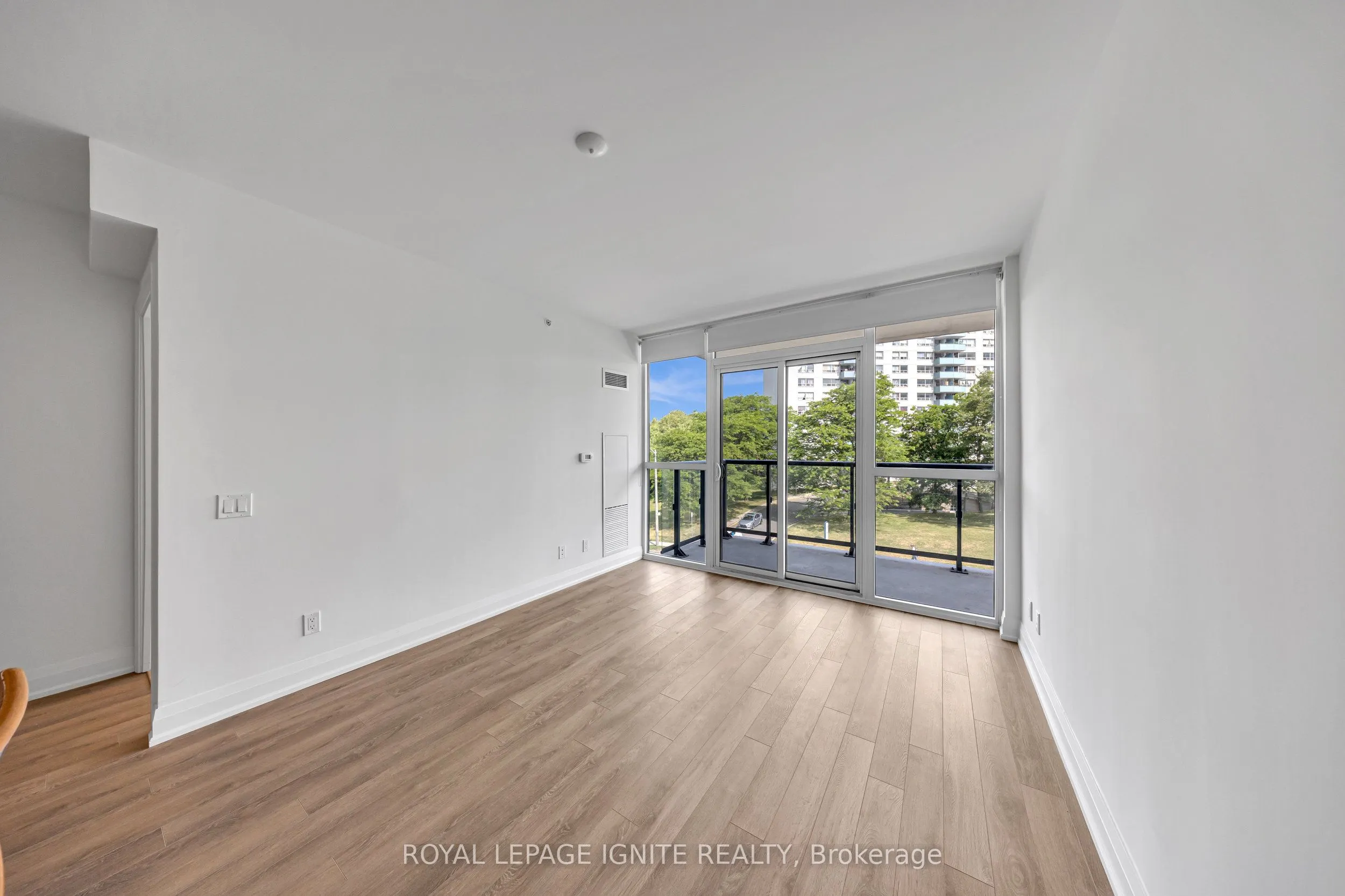 1461 Lawrence Avenue W, #304
