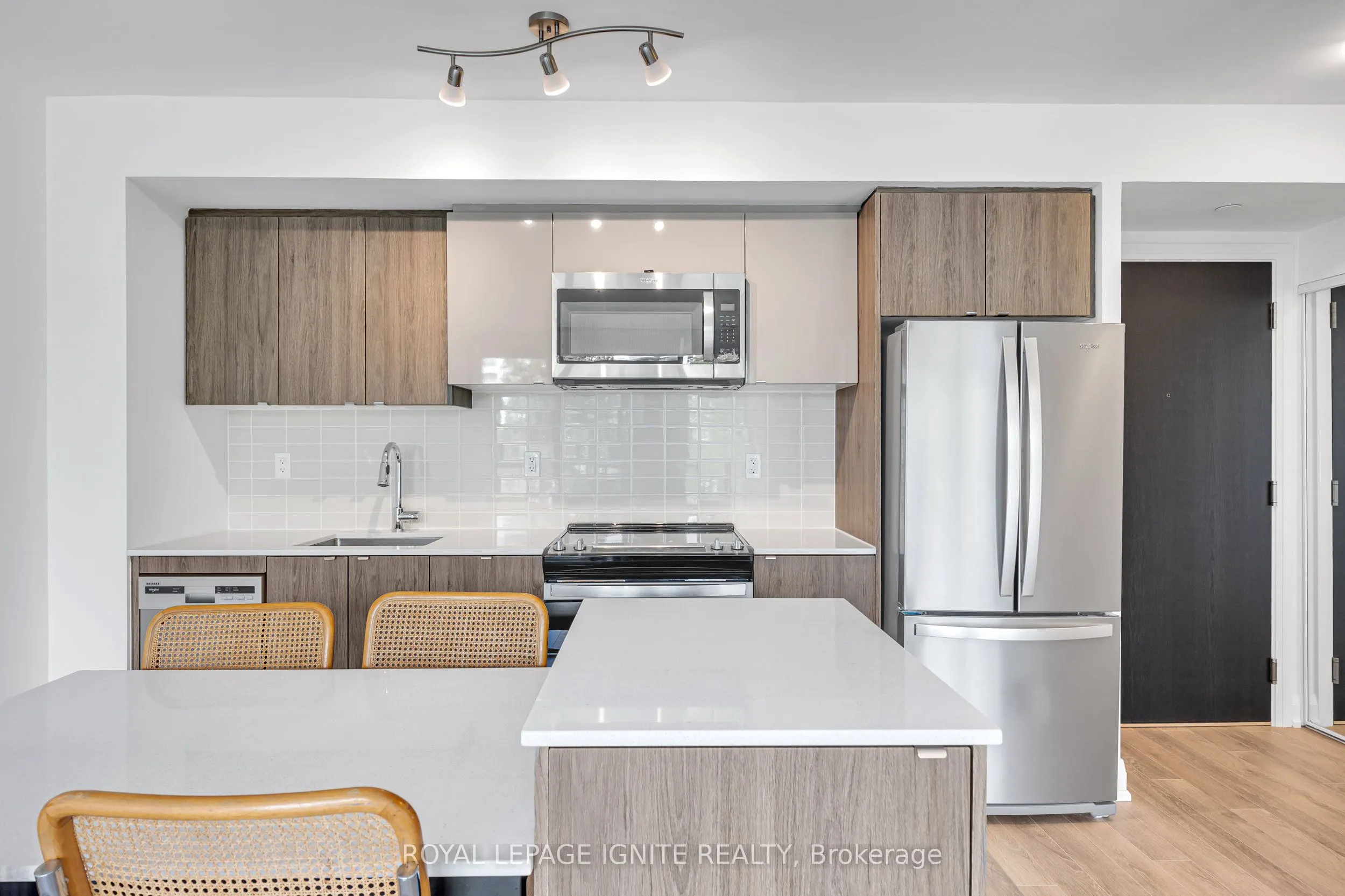 1461 Lawrence Avenue W, #304