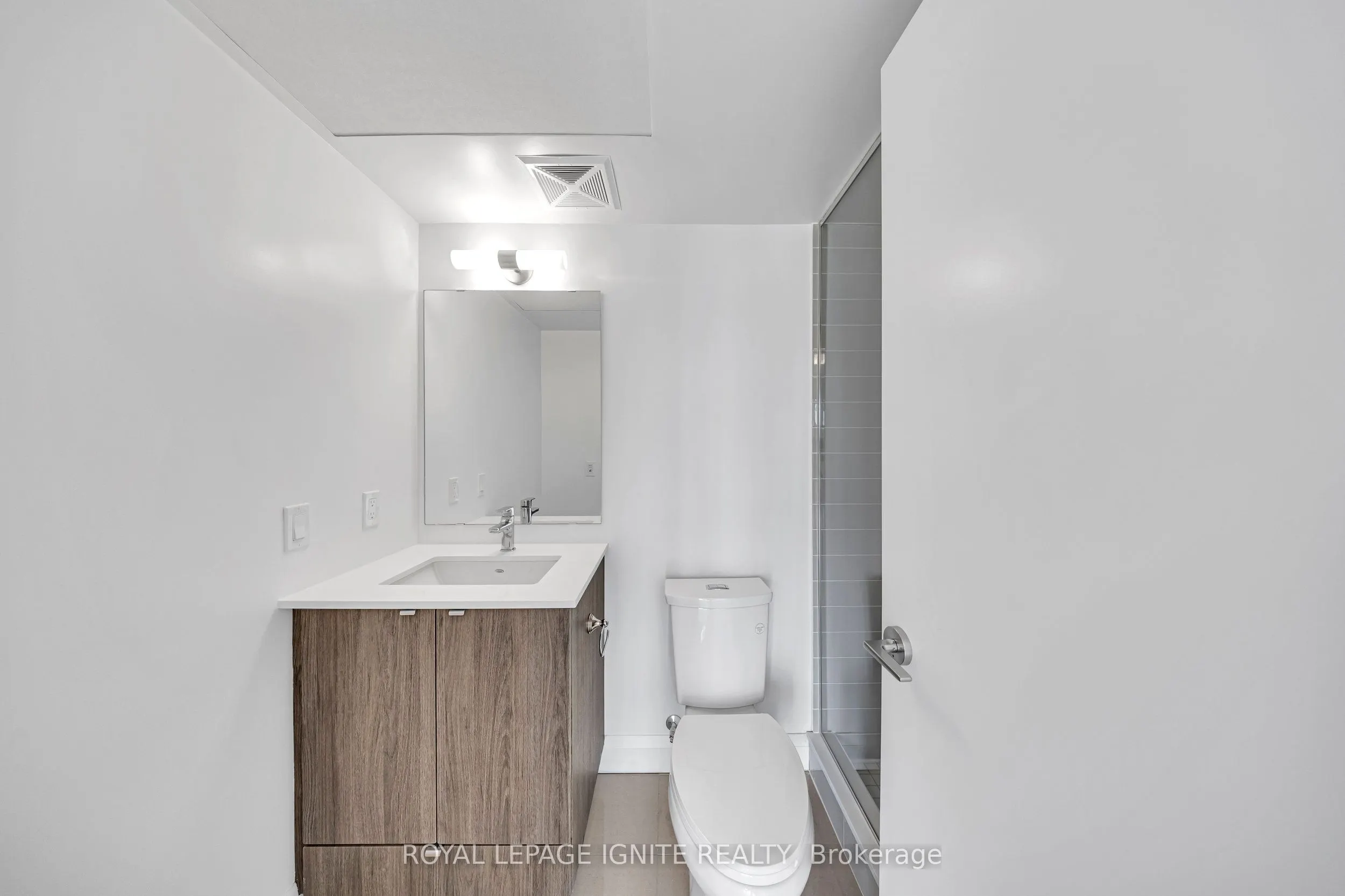 1461 Lawrence Avenue W, #304