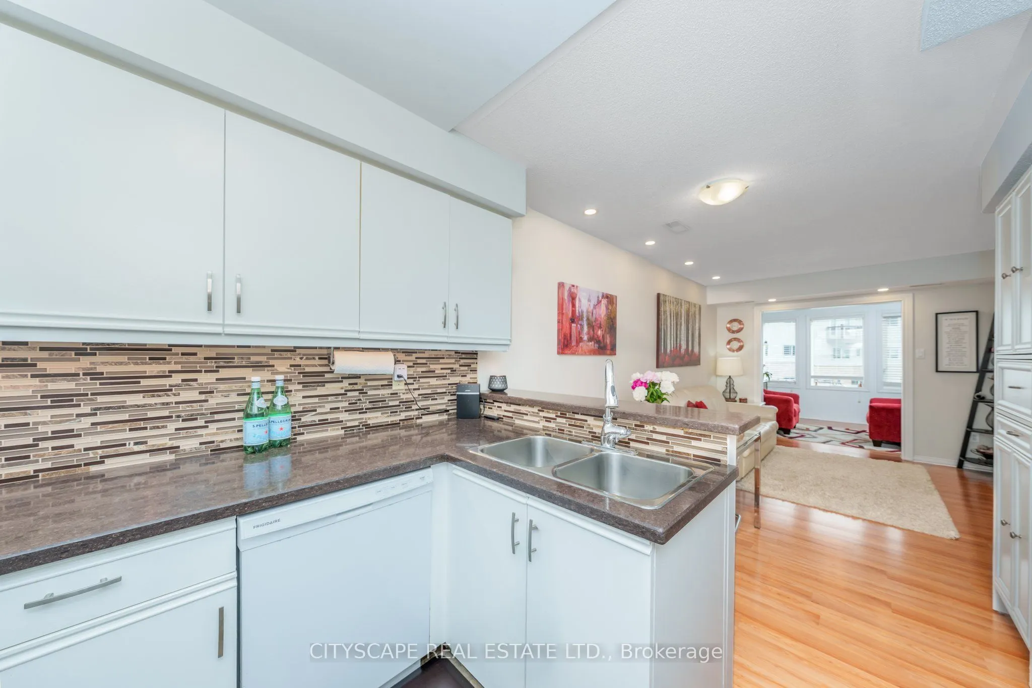 11 Robert Lane, #A