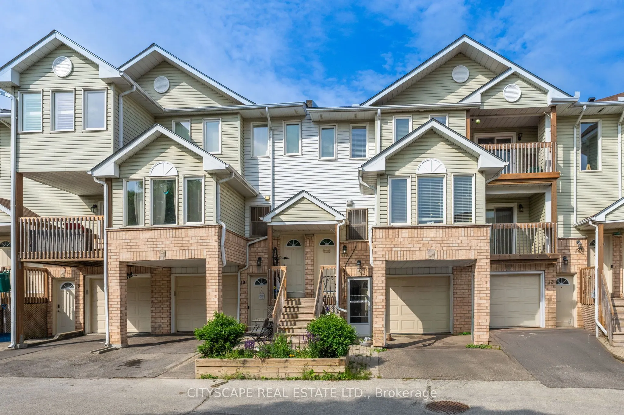 11 Robert Lane, #A