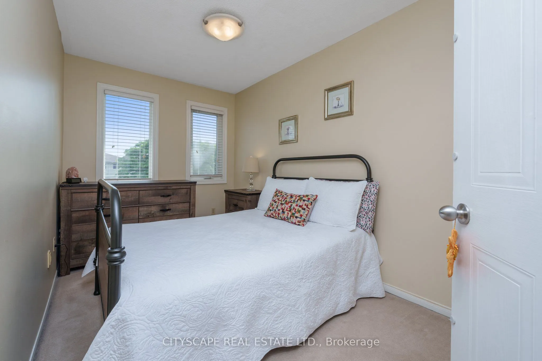 11 Robert Lane, #A