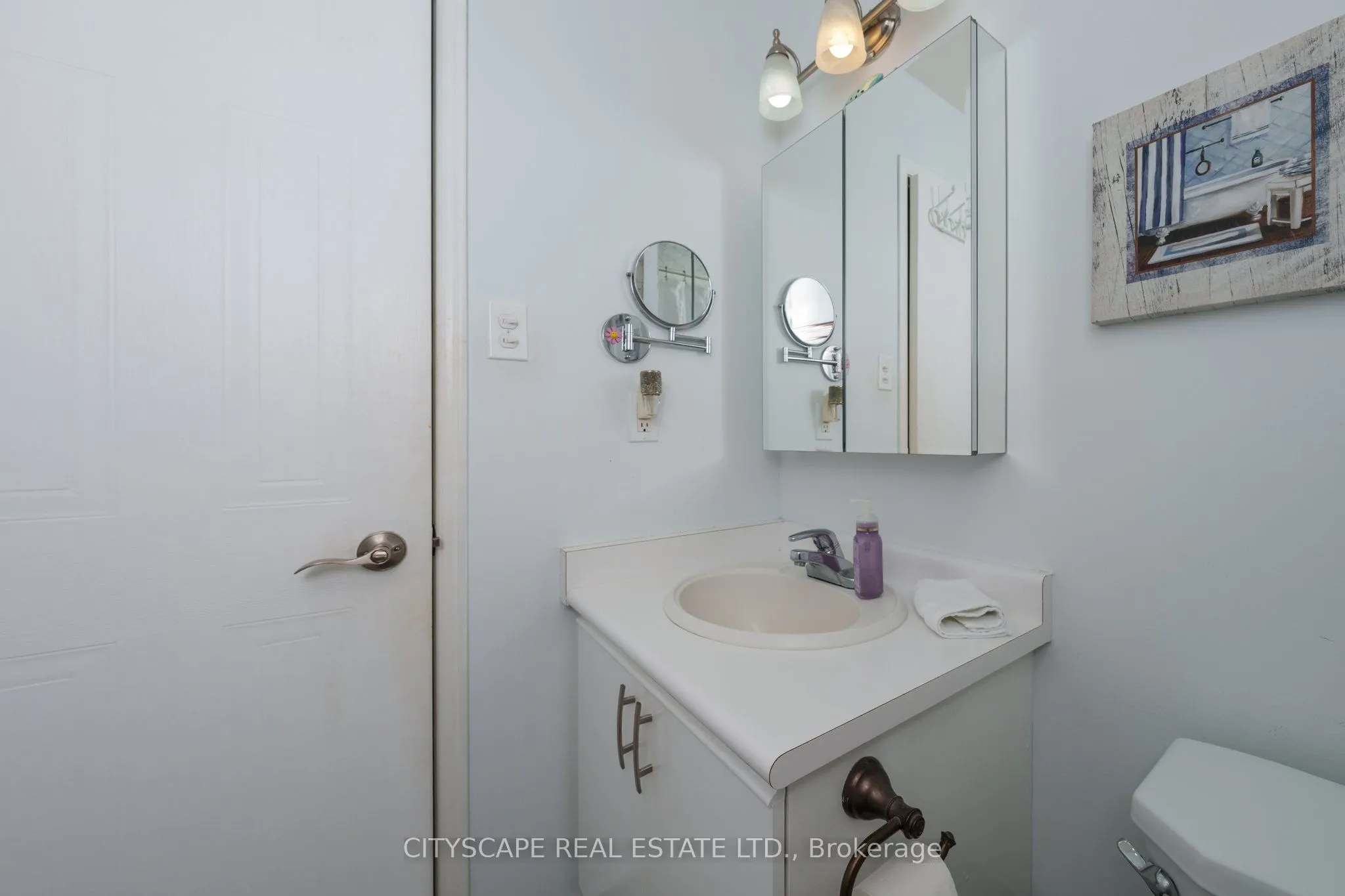 11 Robert Lane, #A