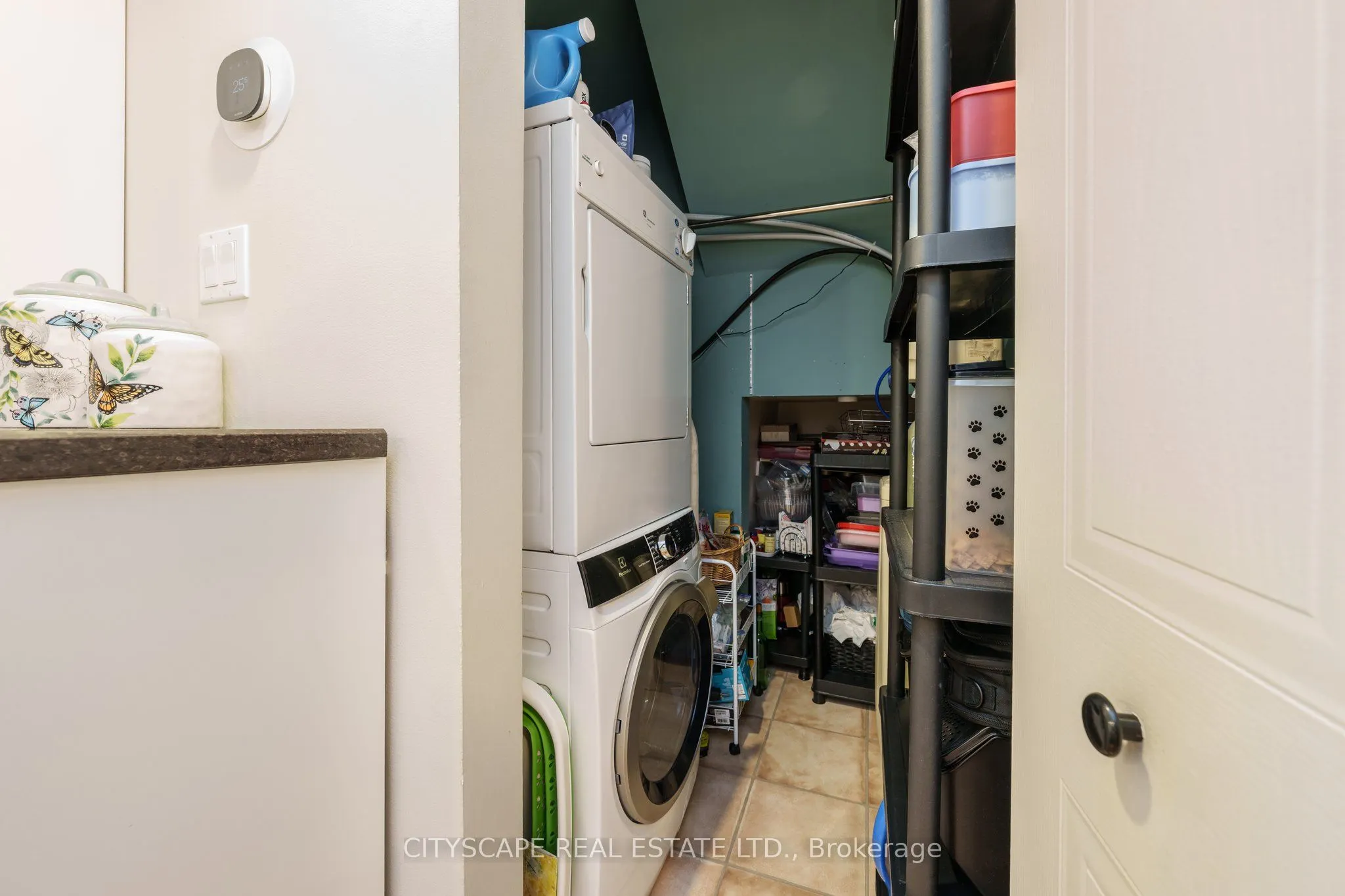 11 Robert Lane, #A