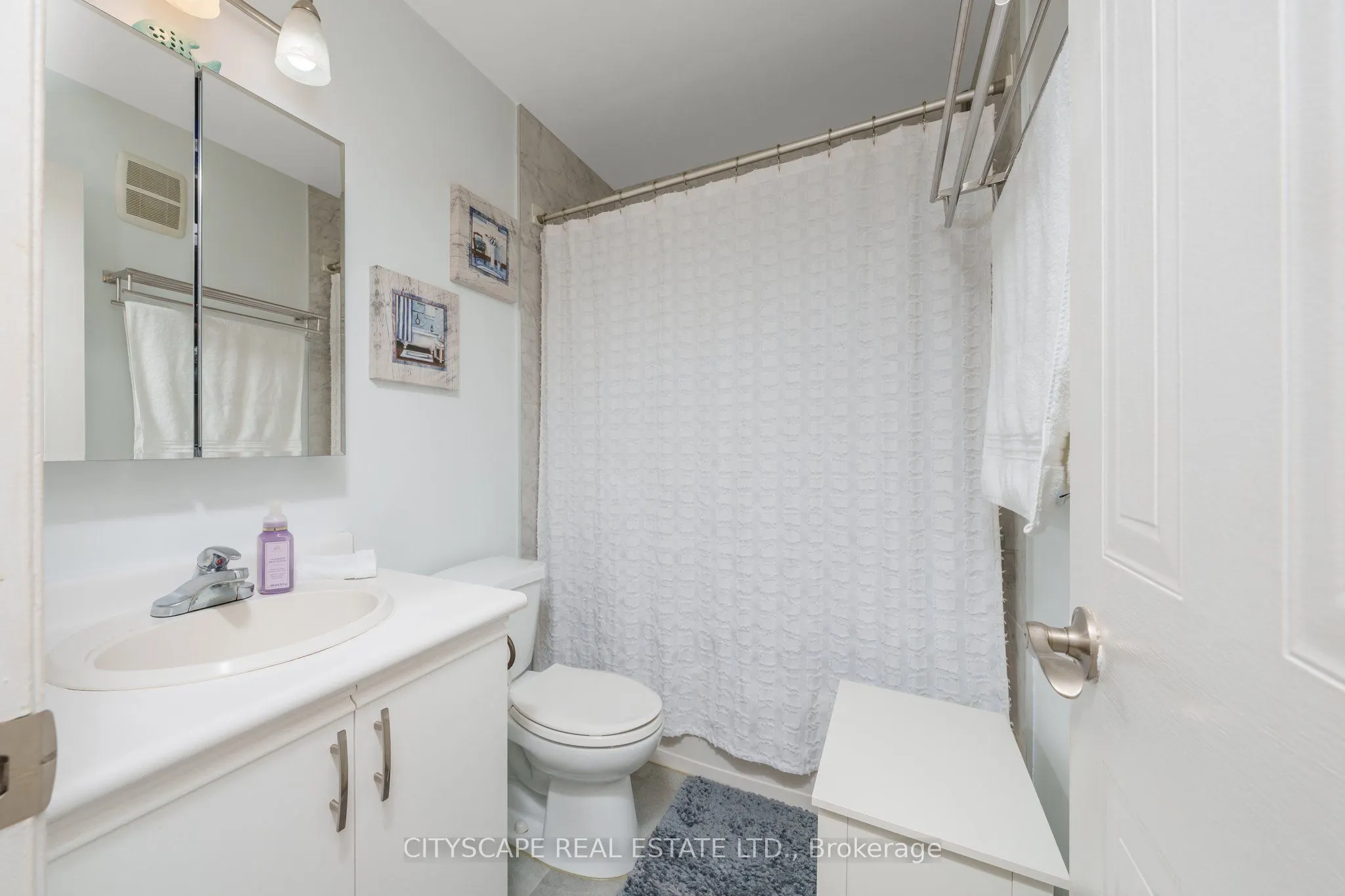 11 Robert Lane, #A