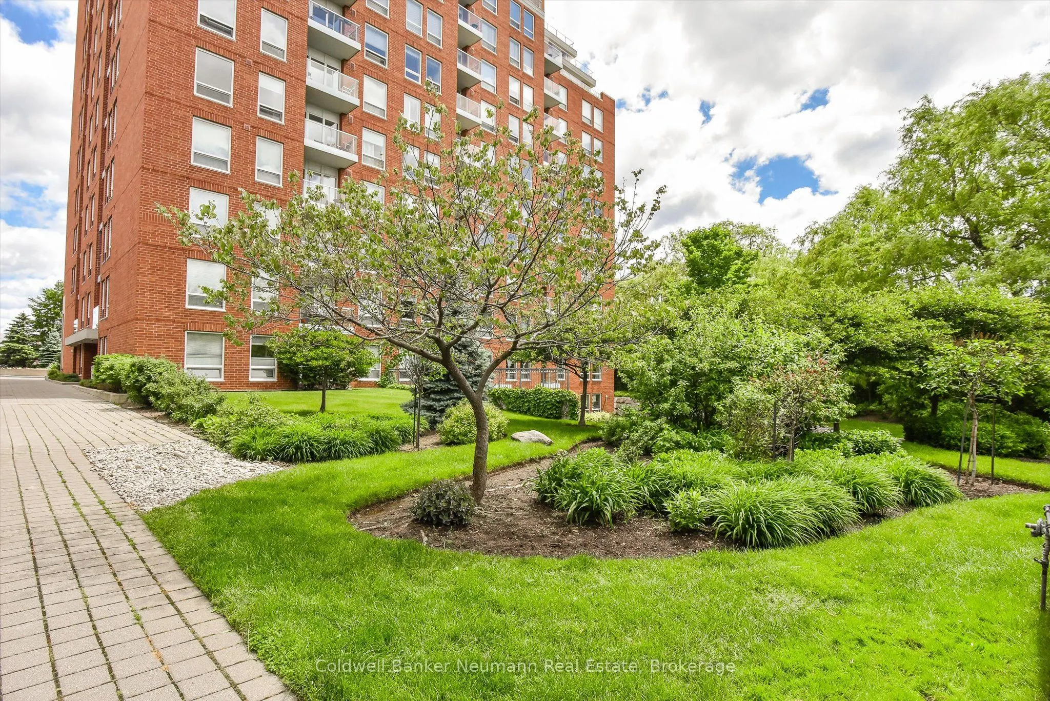 40 Old Mill Road, #804