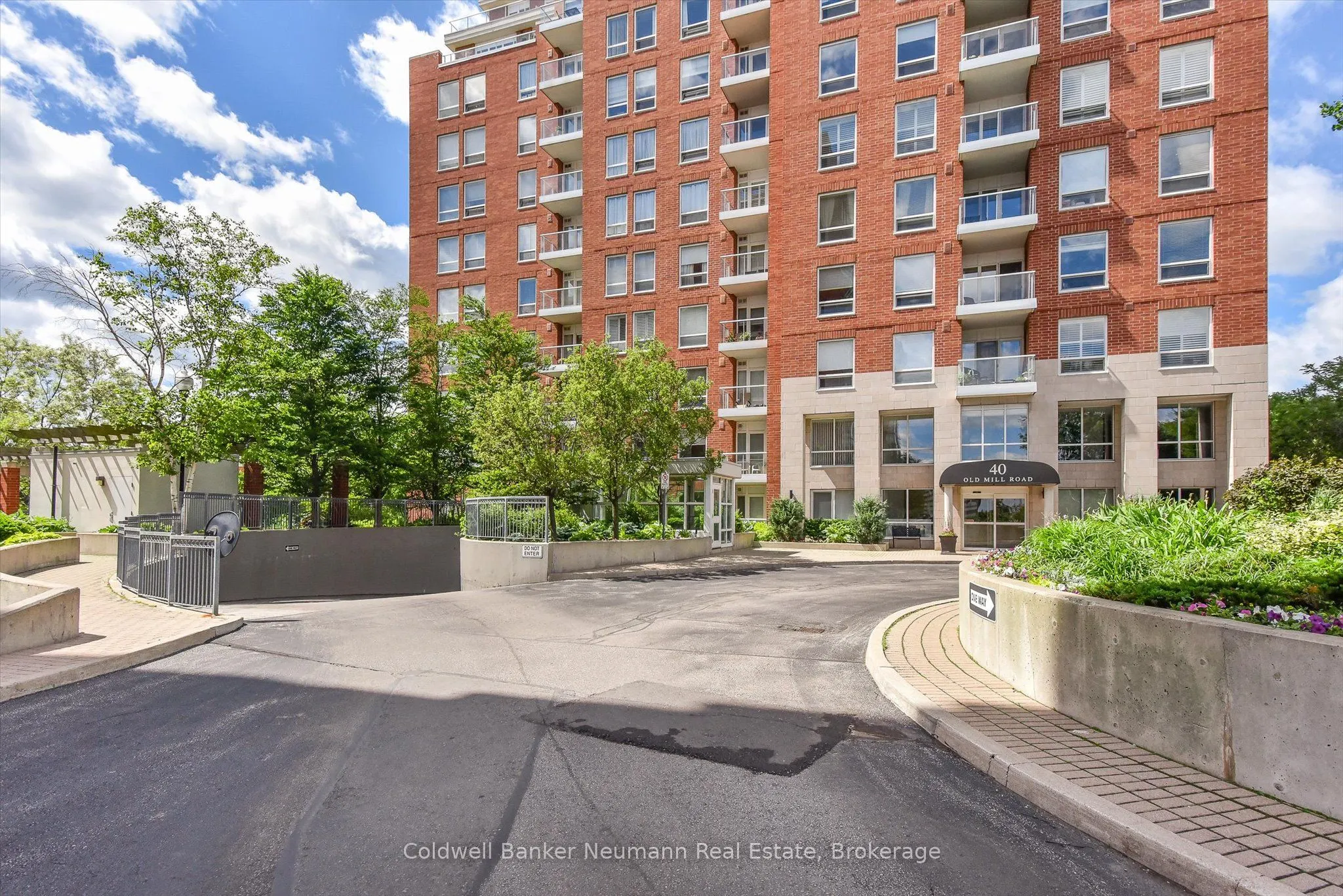40 Old Mill Road, #804