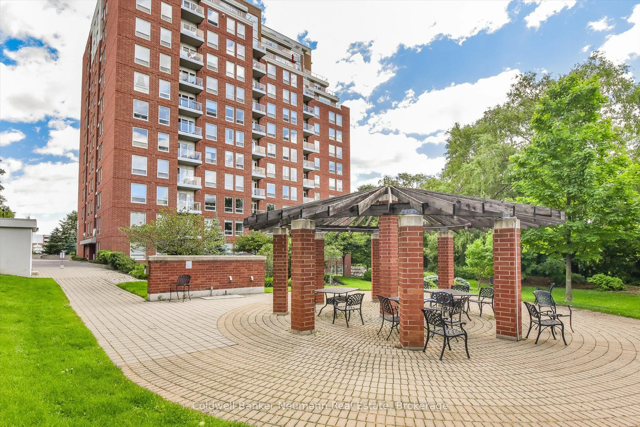 40 Old Mill Road, #804