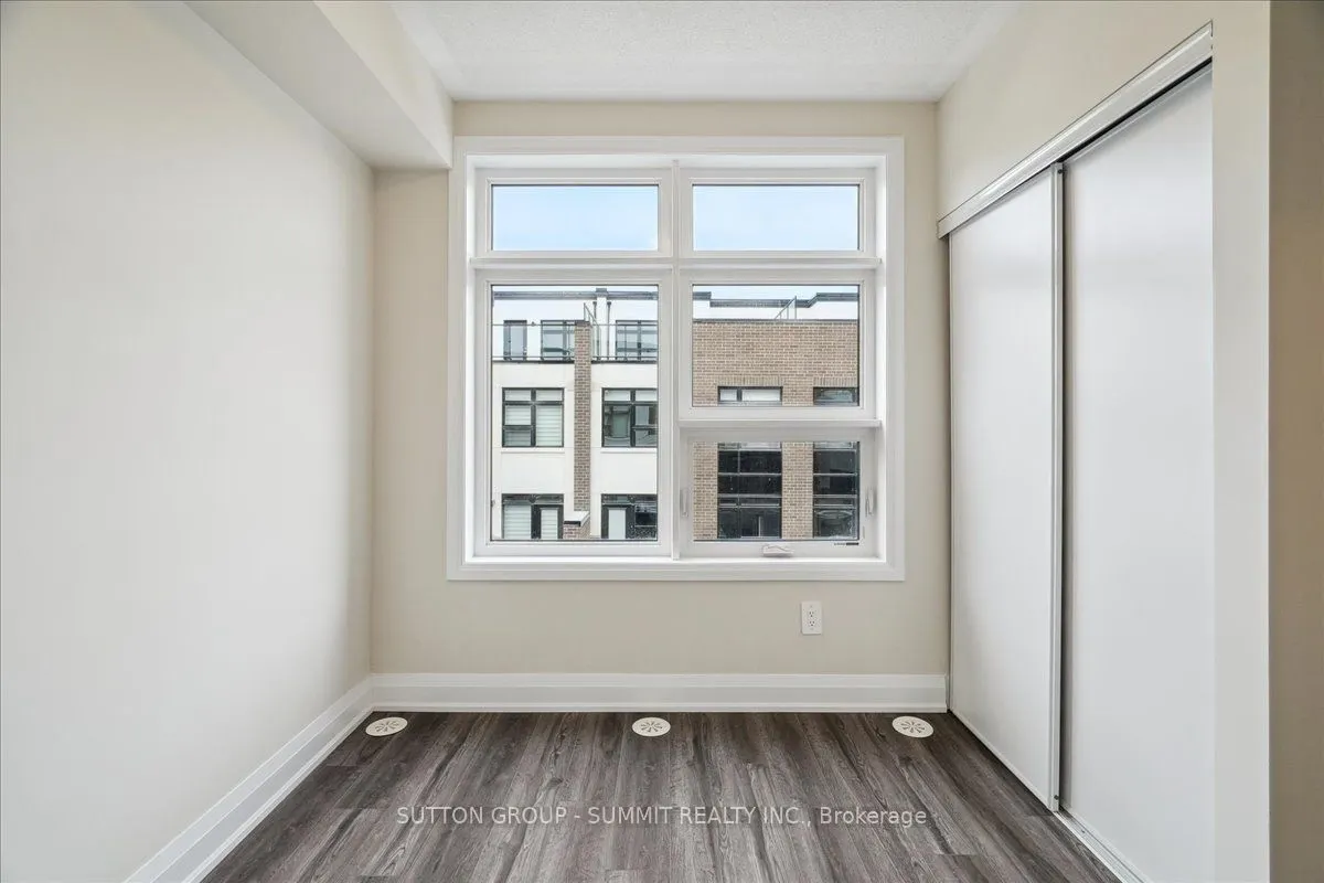 1593 ROSE Way, #105