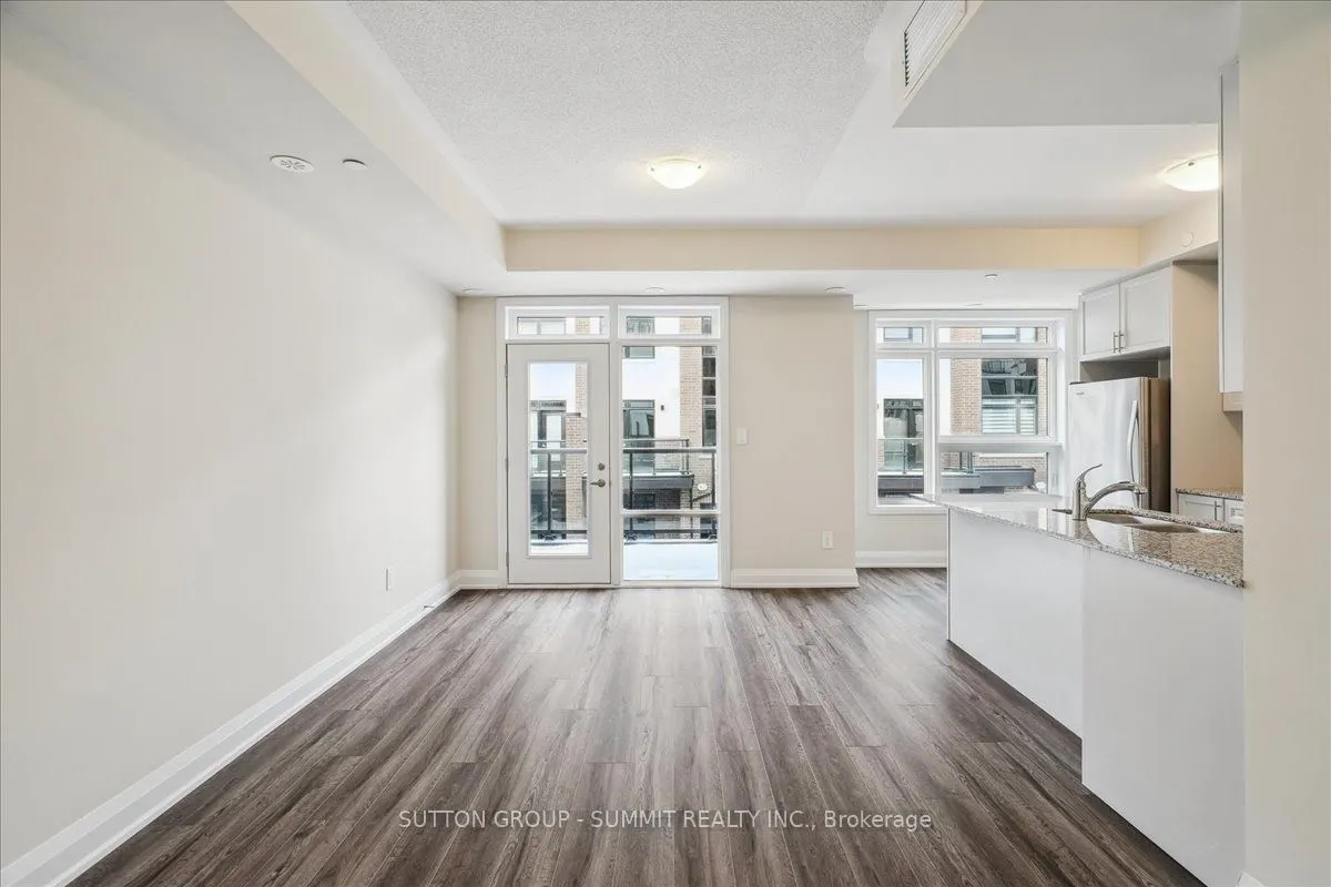 1593 ROSE Way, #105