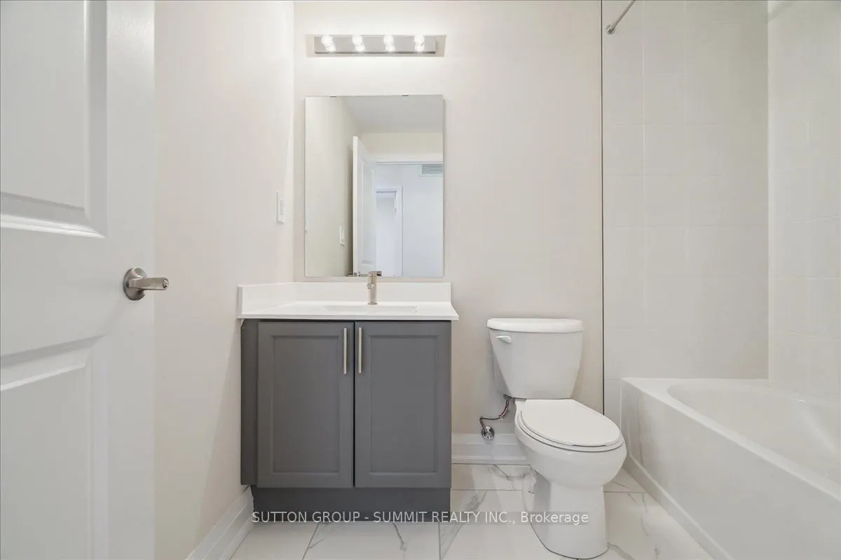 1593 ROSE Way, #105
