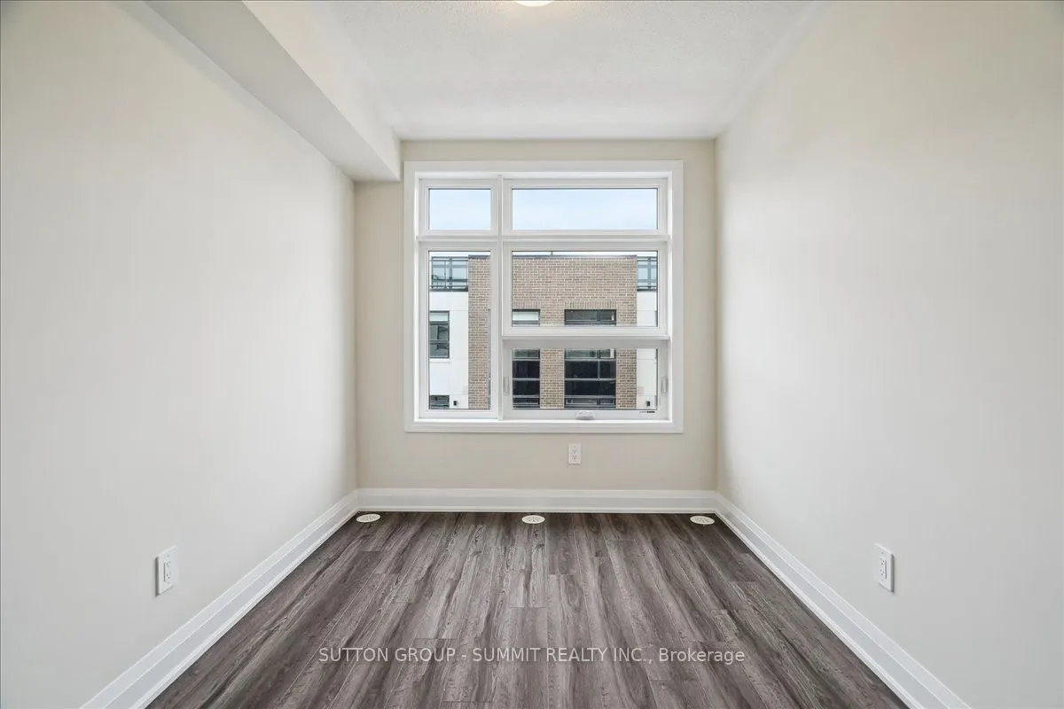 1593 ROSE Way, #105