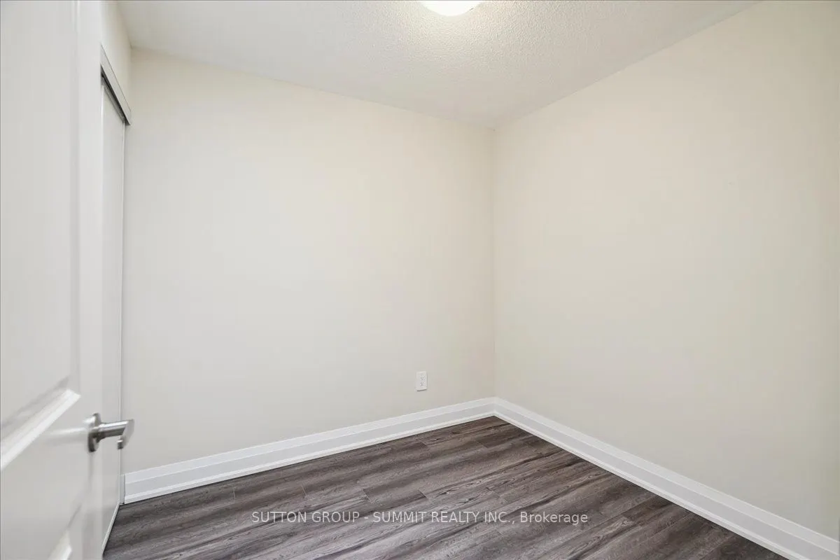 1593 ROSE Way, #105