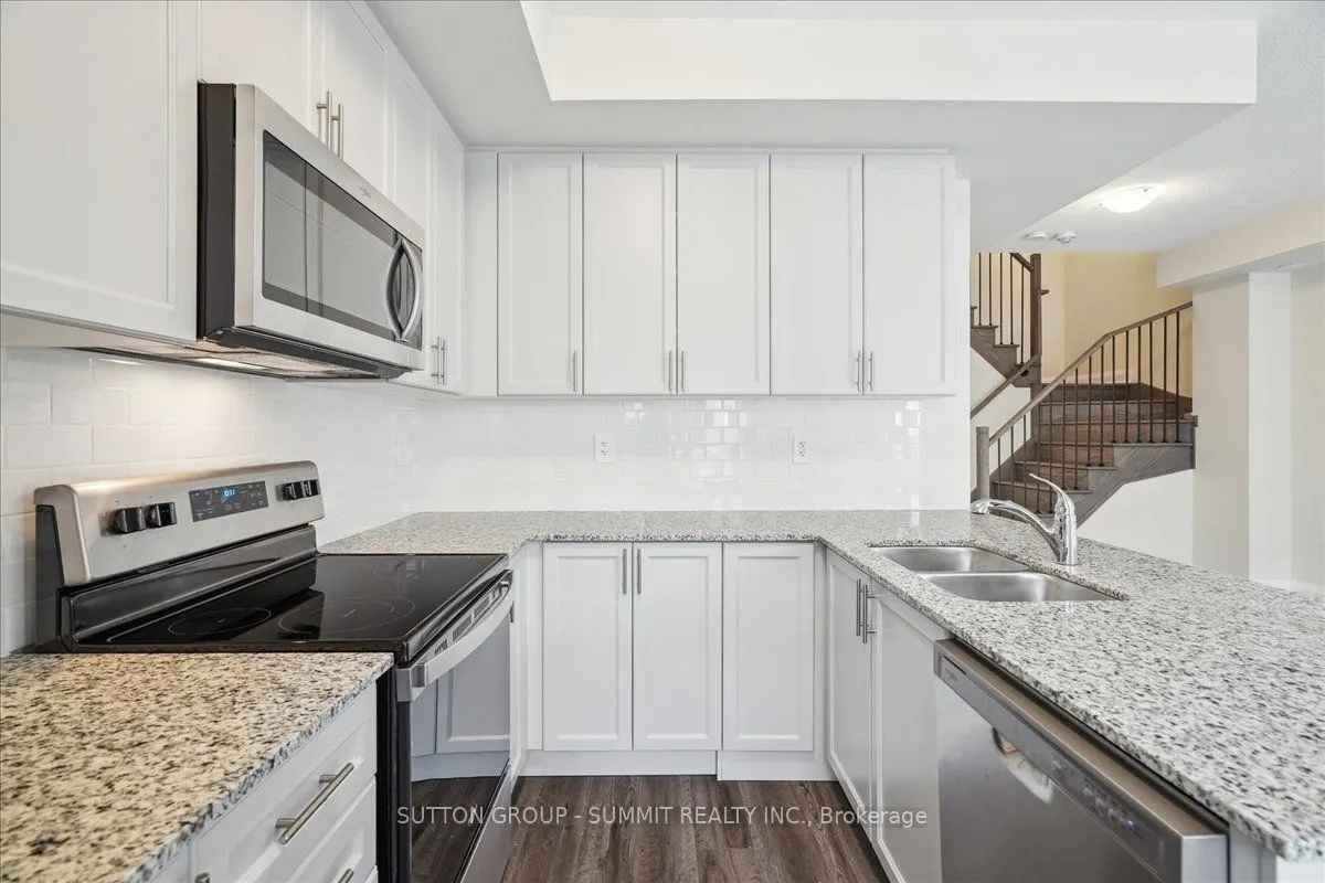 1593 ROSE Way, #105
