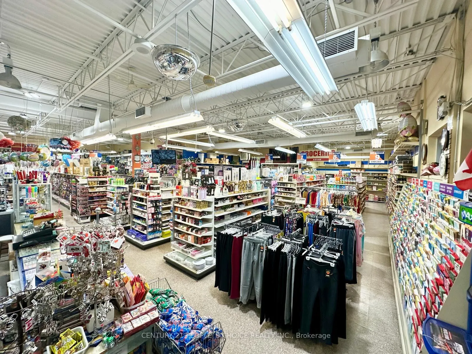 5602 Tenth Line W, #120,121