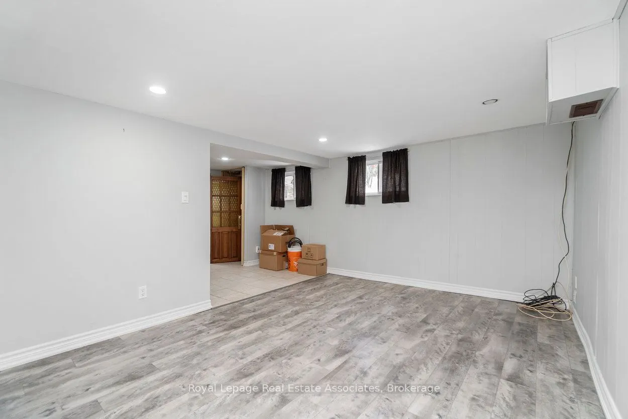 64 Eaglewood Boulevard