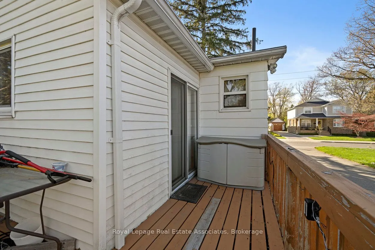 64 Eaglewood Boulevard
