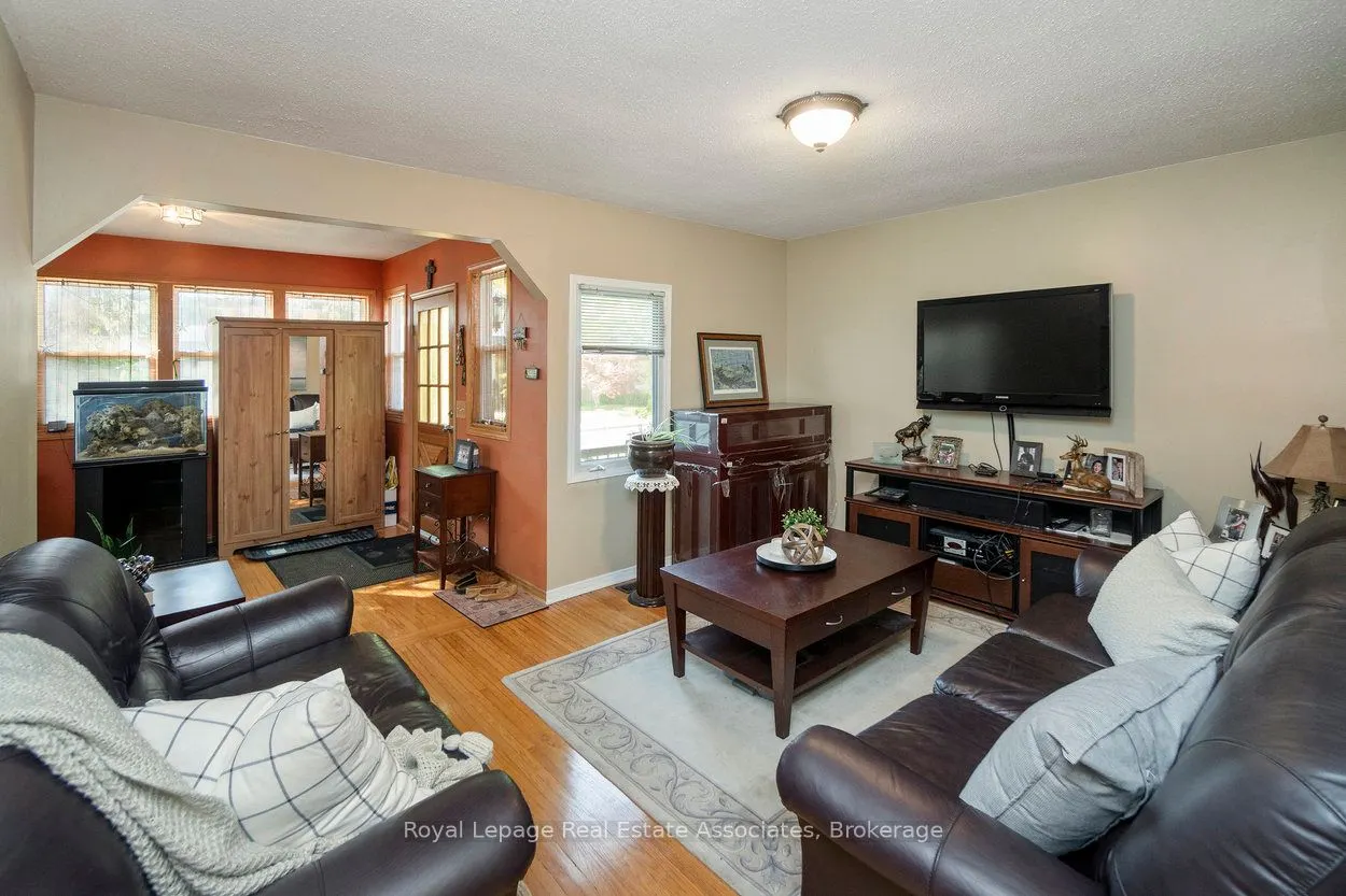 64 Eaglewood Boulevard