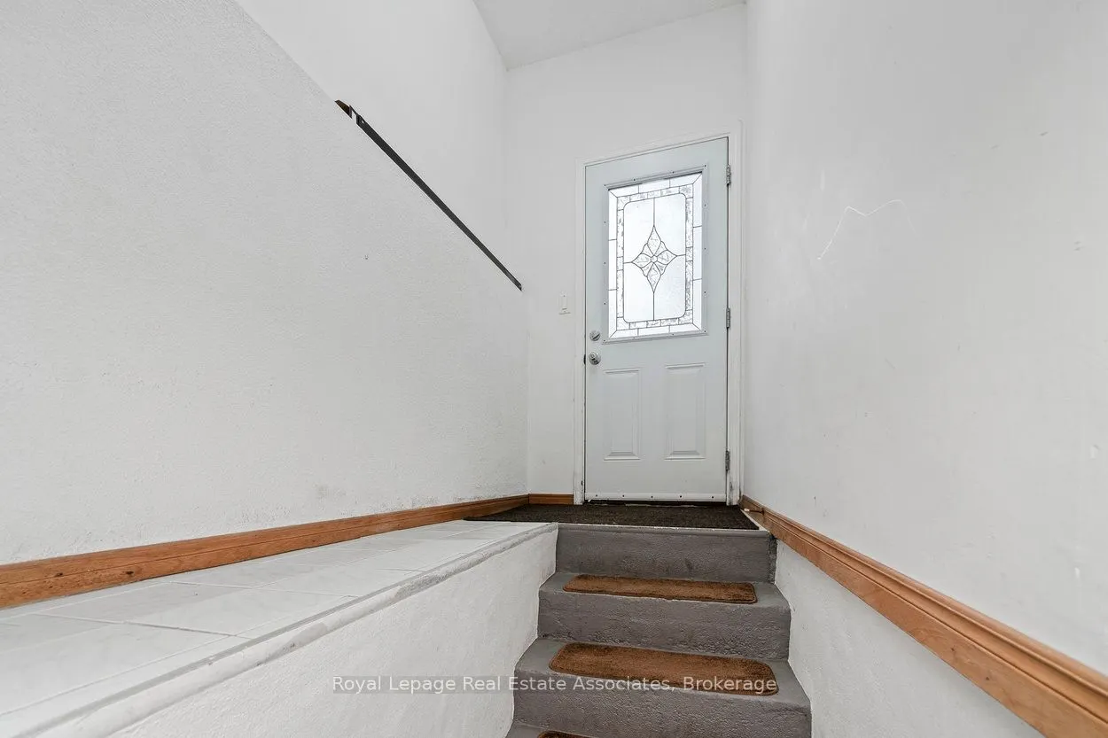 64 Eaglewood Boulevard
